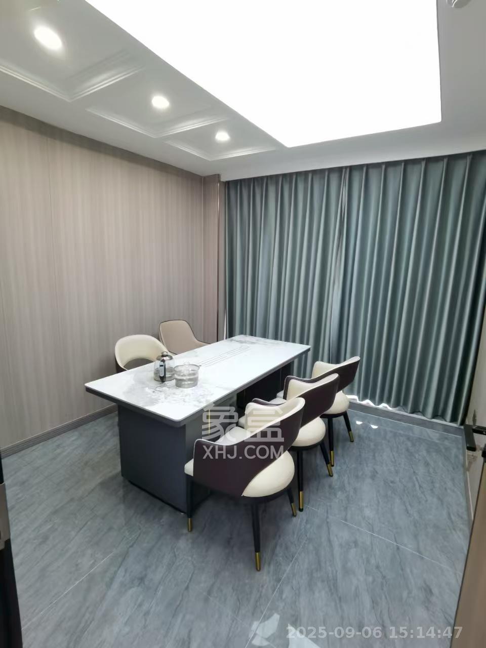 万坤图财富广场 4室2厅1卫 9999.0元/月 万坤图财富广场 4室2厅1卫 9999.0元/月室内图