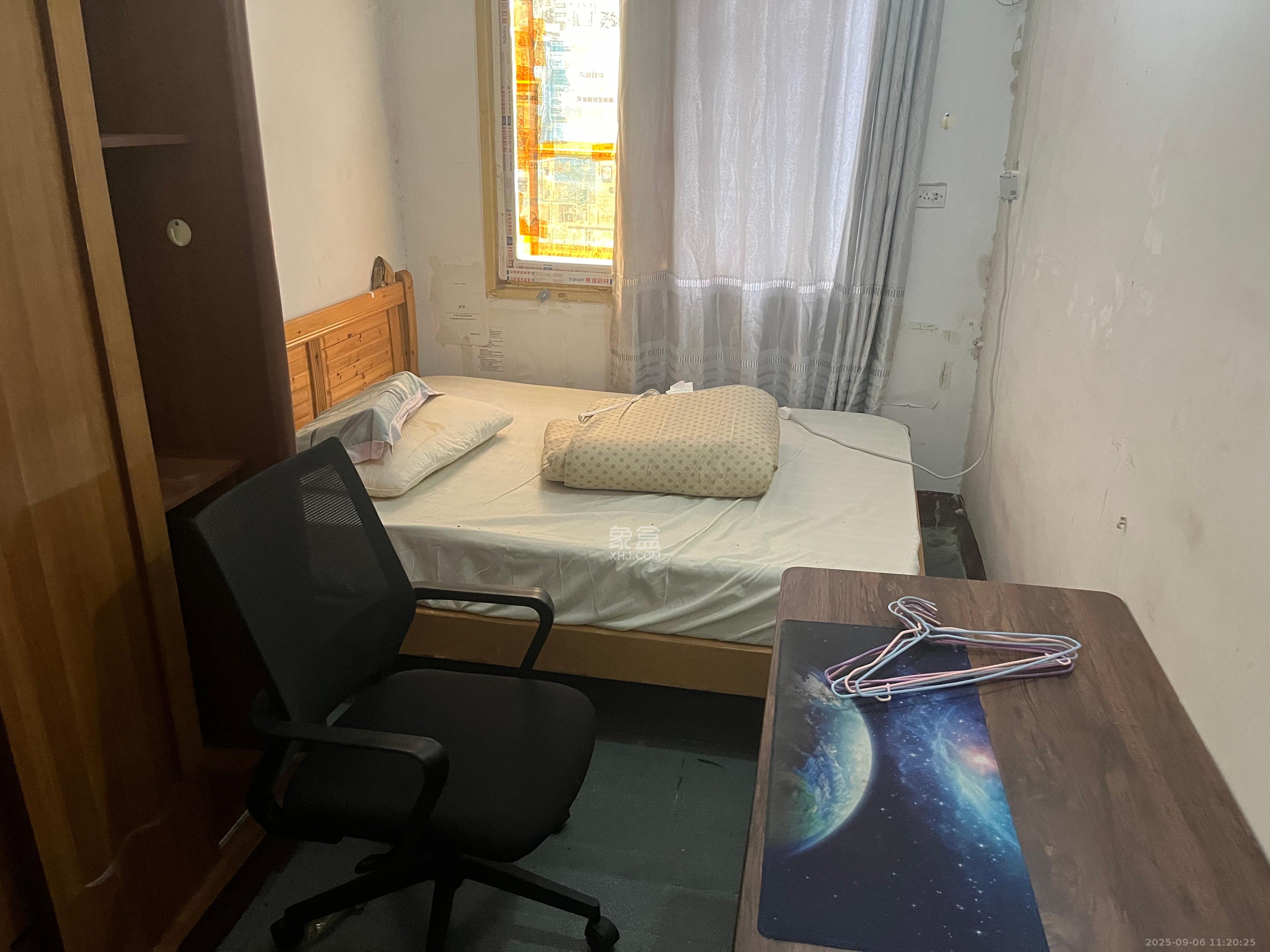 省商务厅宿舍  3室1厅1卫    1600.0元/月室内图