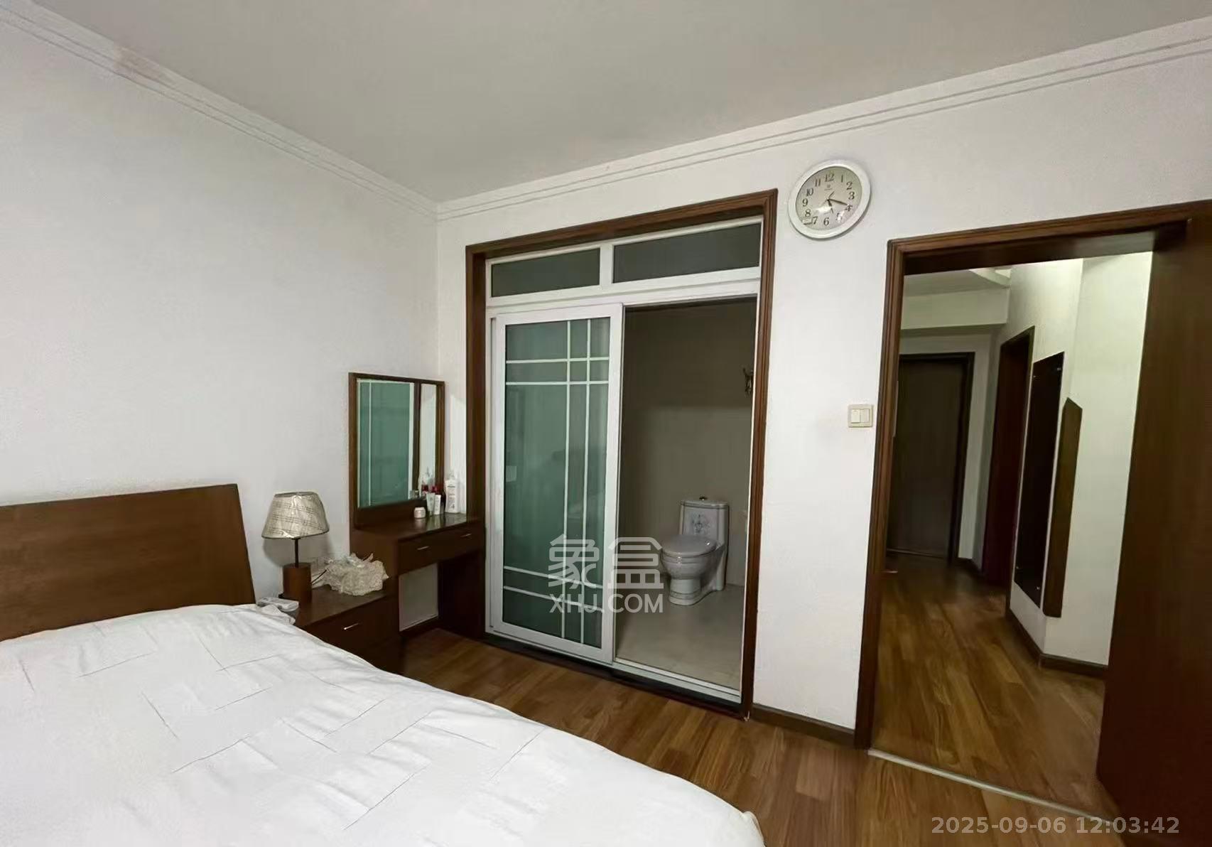 盛世康城 3室2厅2卫 1800.0元/月 盛世康城 3室2厅2卫 1800.0元/月室内图