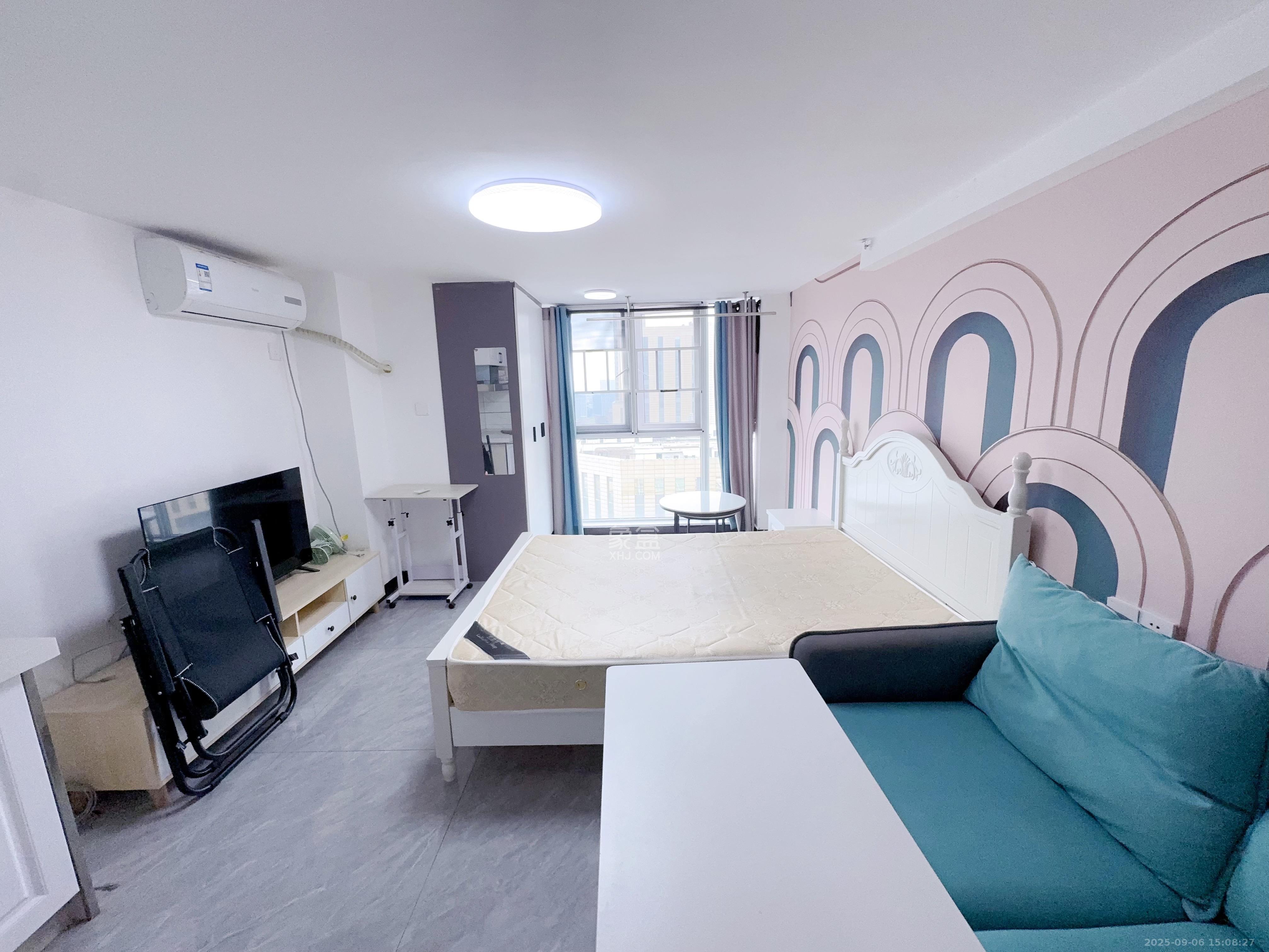 金地中交麓谷香颂(金地中交雅苑)  1室1厅1卫    1400.0元/月