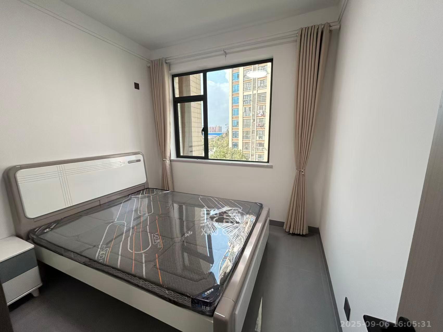 天元涉外景园C区  4室2厅2卫    3500.0元/月 天元涉外景园C区  4室2厅2卫    3500.0元/月室内图