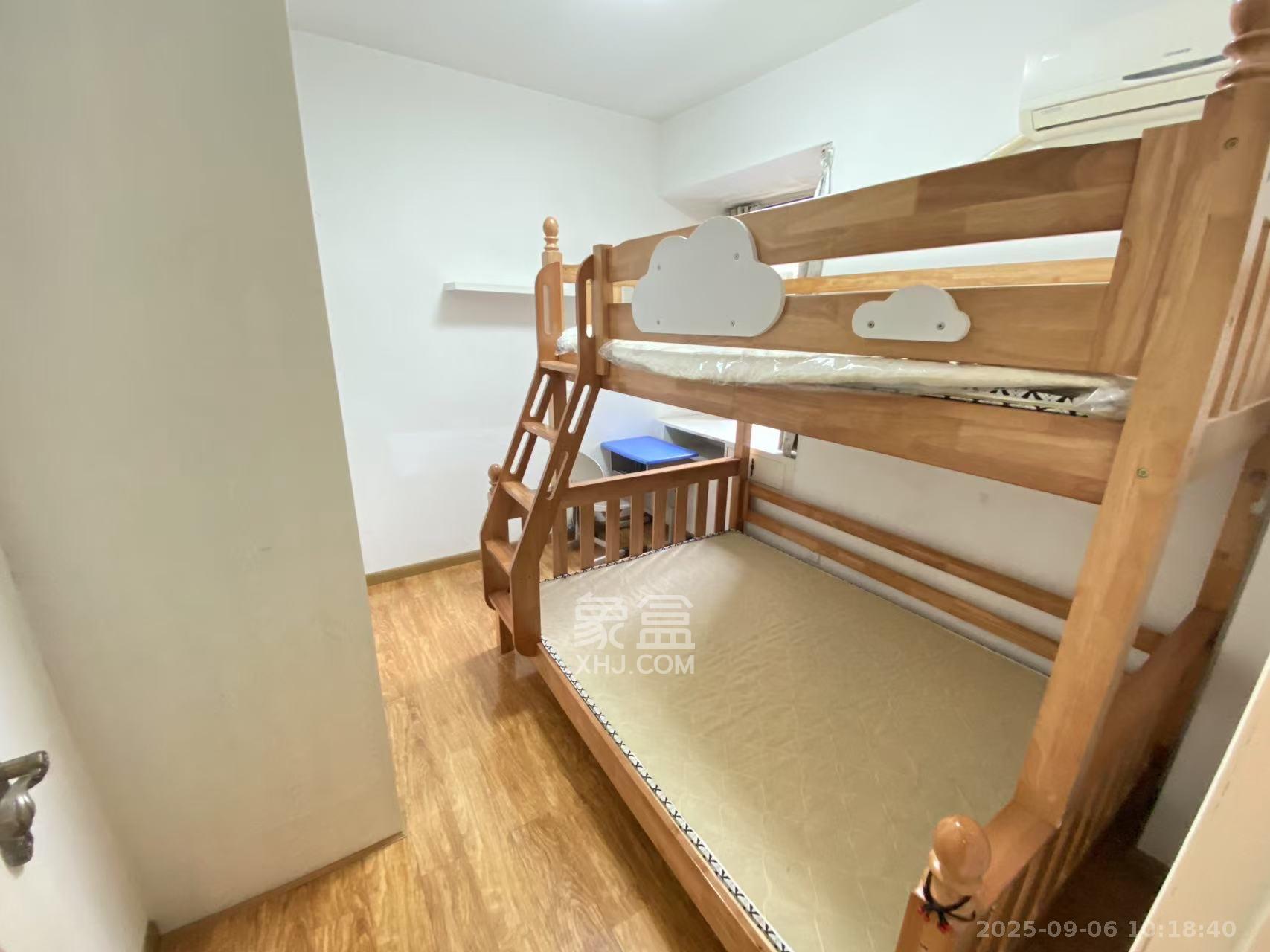 钱隆樽品(一、二、三期) 3室2厅2卫 2800.0元/月 钱隆樽品(一、二、三期) 3室2厅2卫 2800.0元/月室内图