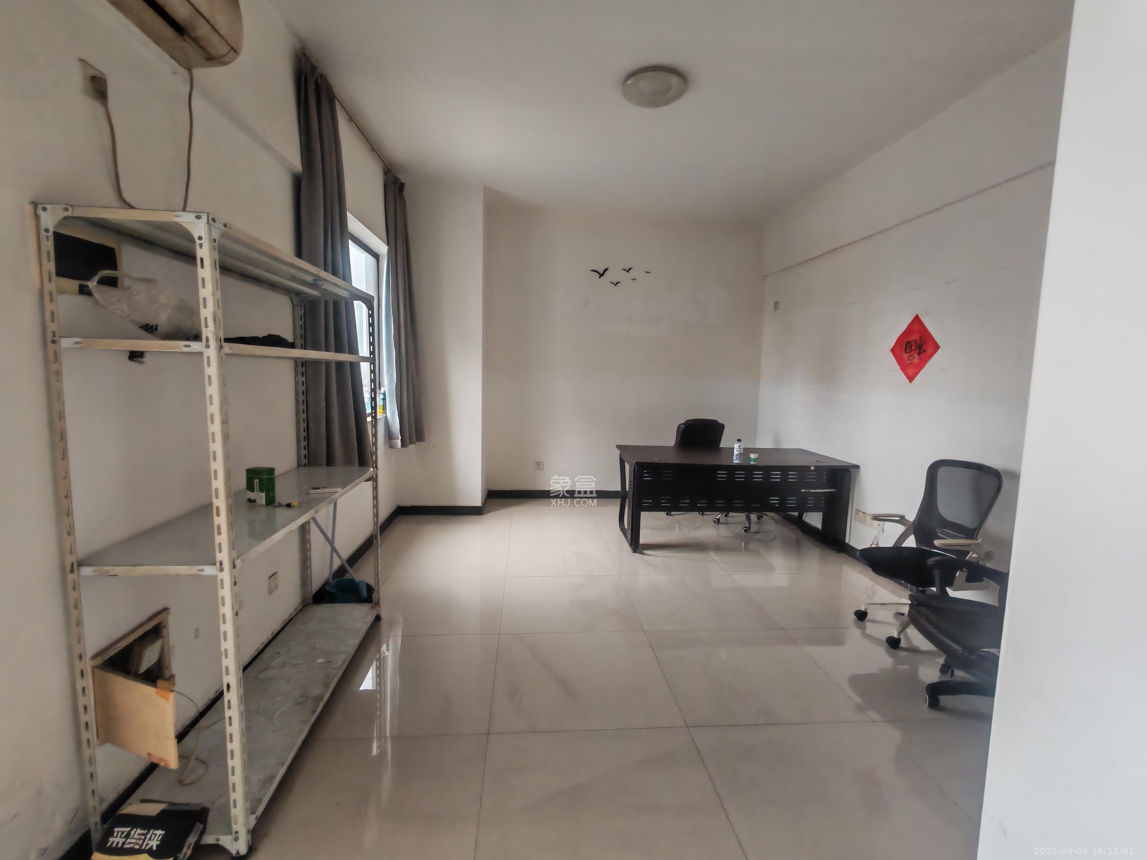 乐尚城 1室1厅1卫 1500.0元/月 乐尚城 1室1厅1卫 1500.0元/月室内图