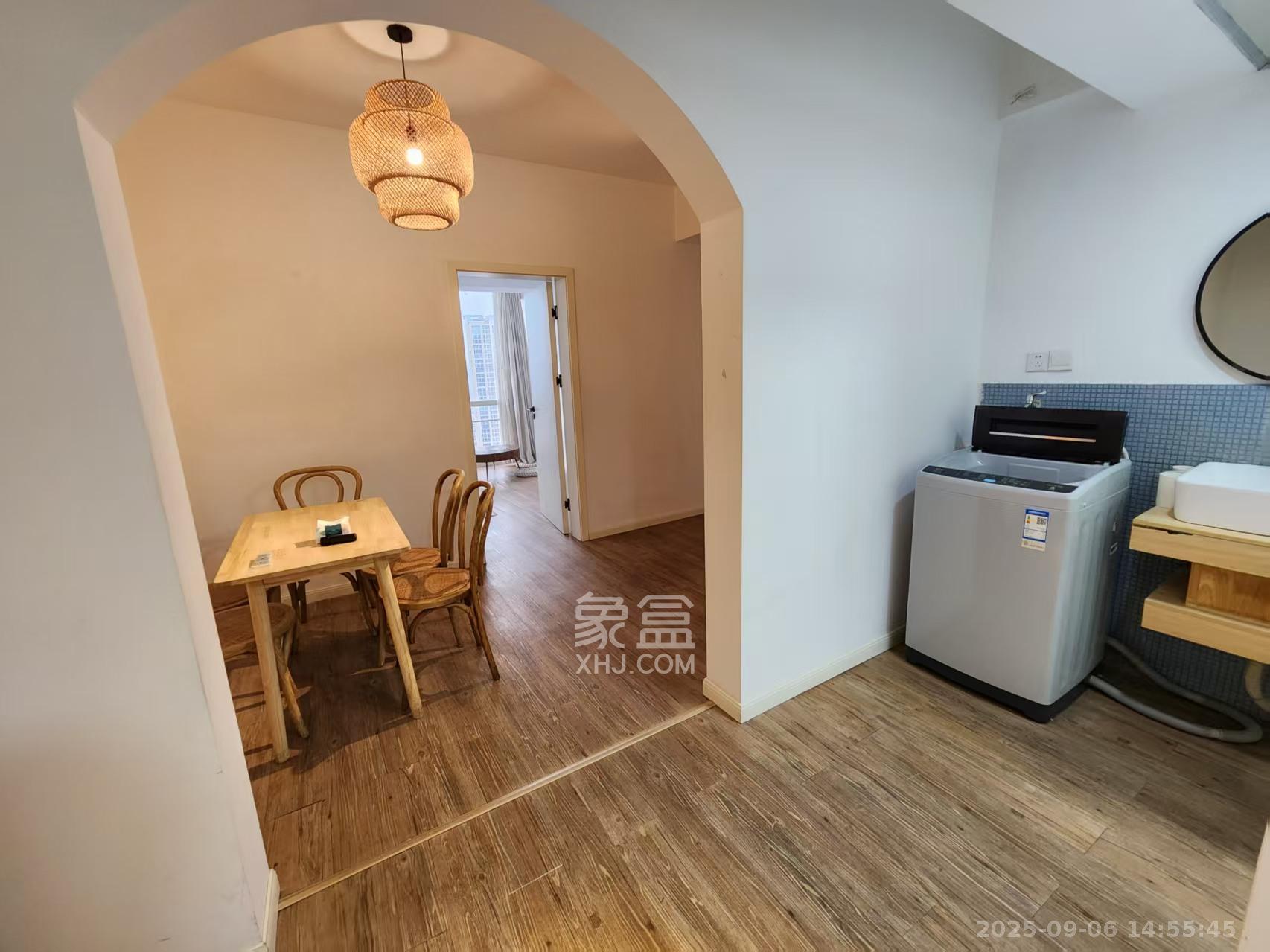 英尚国际 2室2厅1卫 2800.0元/月 英尚国际 2室2厅1卫 2800.0元/月室内图