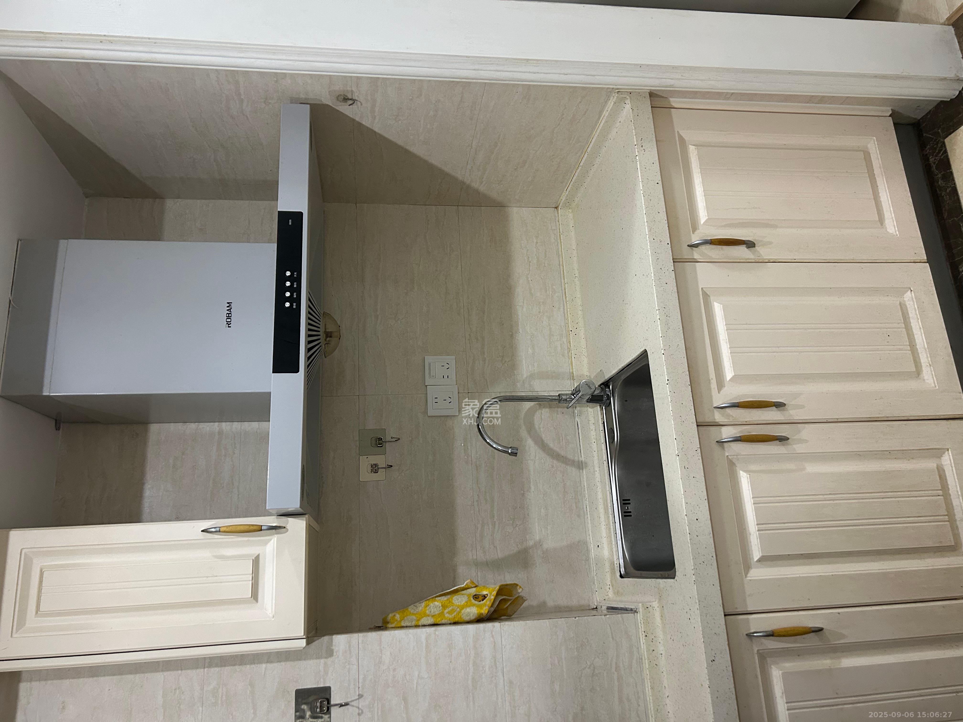 五江天街北区 1室1厅1卫 1300.0元/月 五江天街北区 1室1厅1卫 1300.0元/月室内图