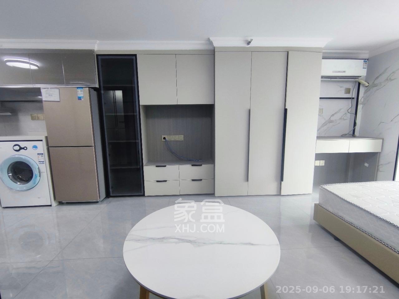 梅溪悦章 1室1厅1卫 1600.0元/月 梅溪悦章 1室1厅1卫 1600.0元/月室内图