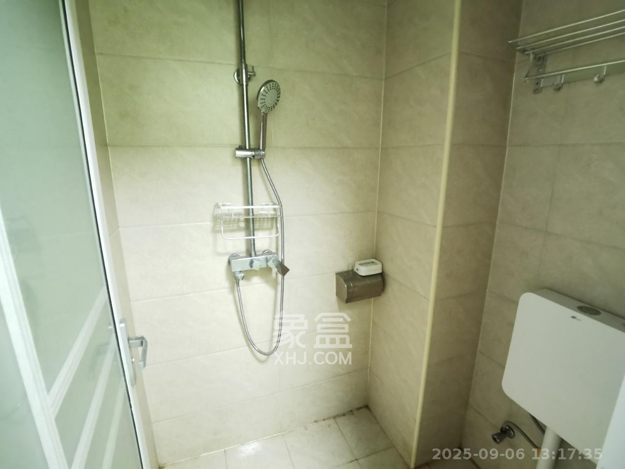 汀湘十里  1室0厅0卫    1600.0元/月 汀湘十里  1室0厅0卫    1600.0元/月室内图