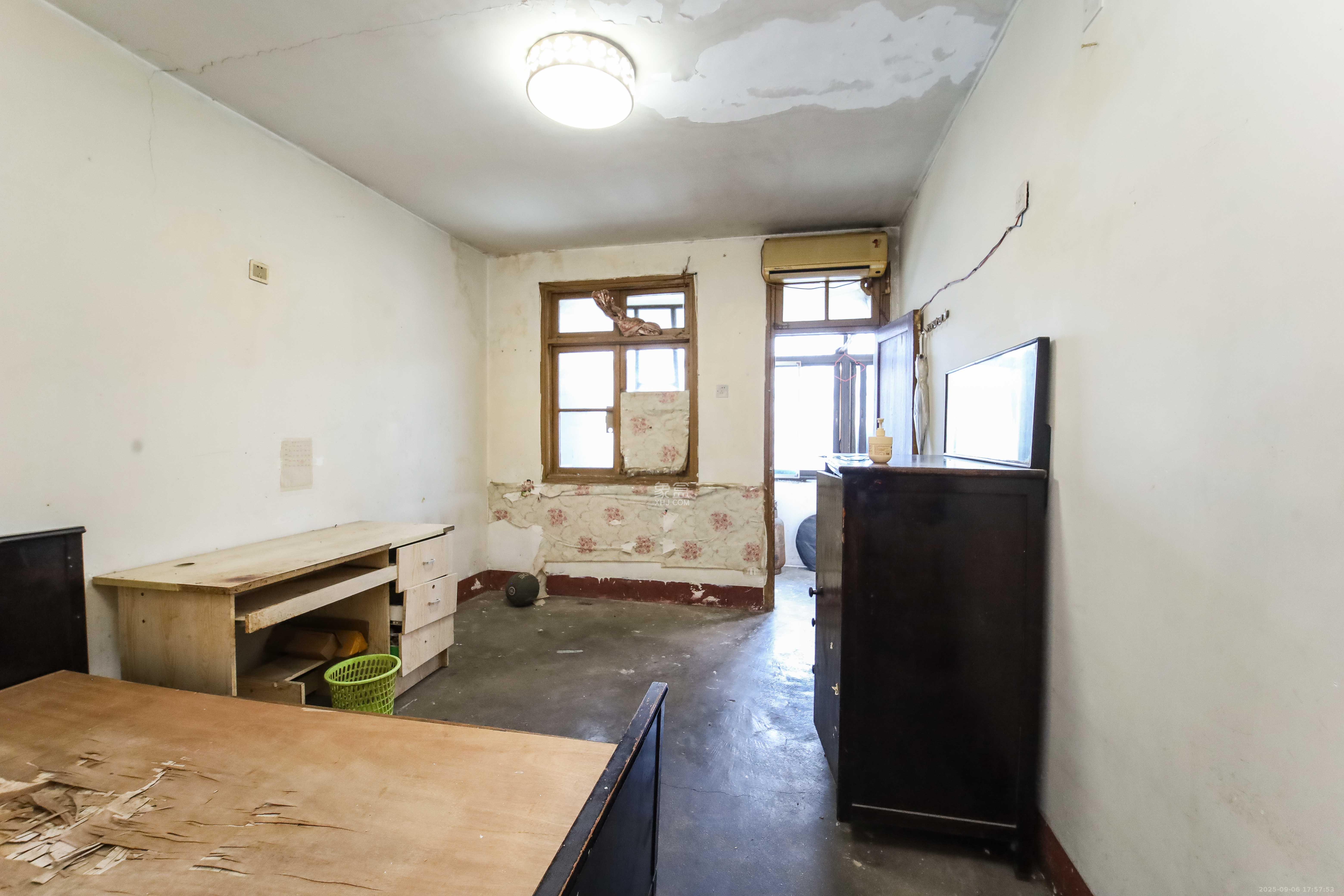 杨家山汽修厂宿舍  2室2厅1卫    32.0万 杨家山汽修厂宿舍  2室2厅1卫    32.0万卧室