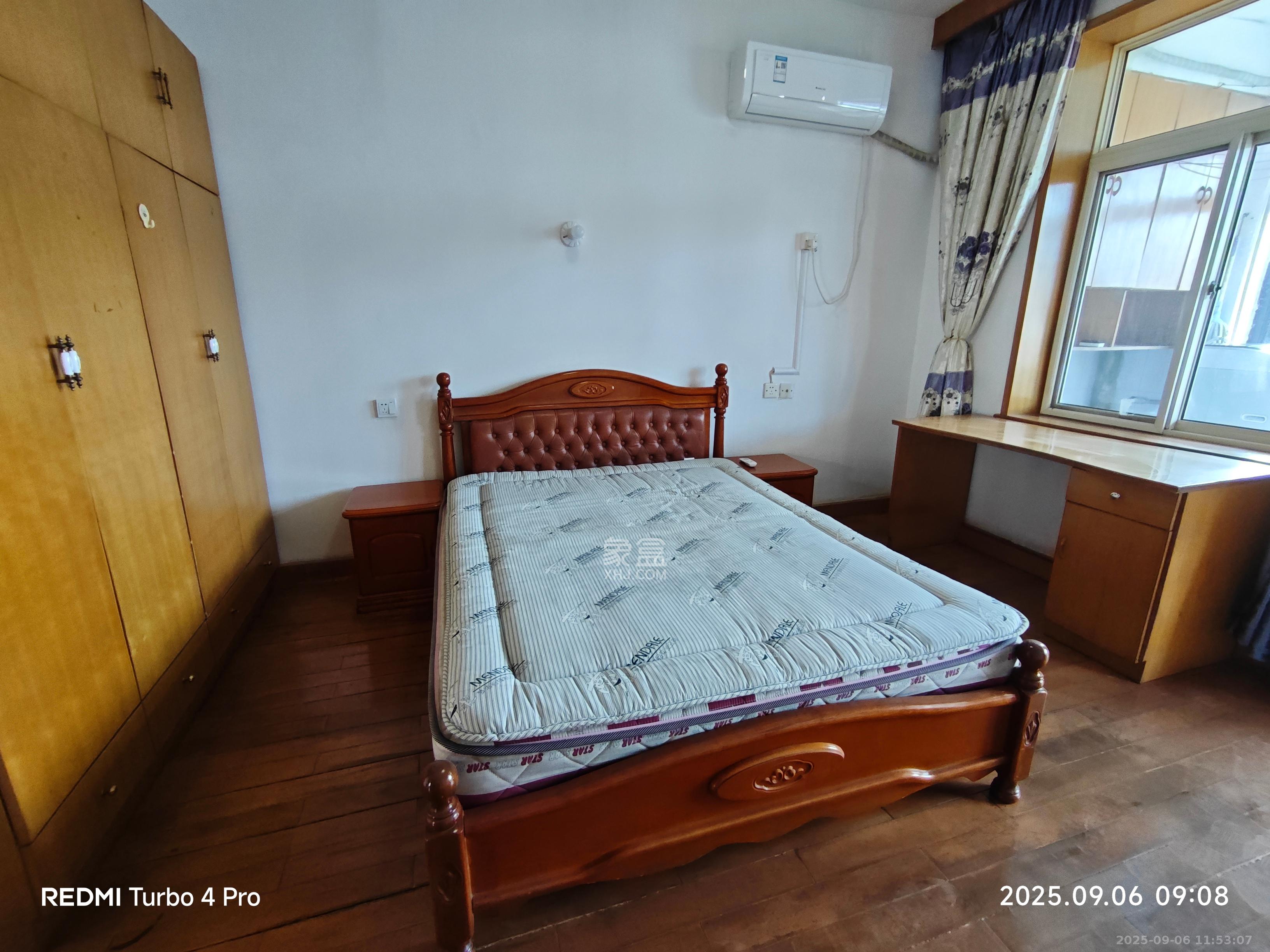 望月湖小区九片  2室2厅1卫    2400.0元/月室内图