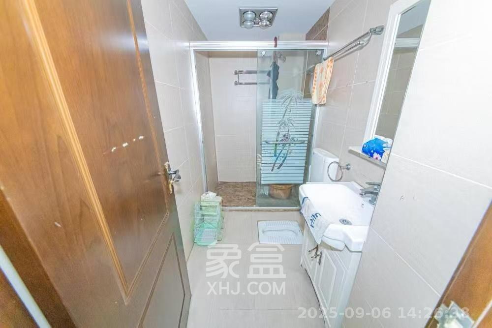 博林金谷 4室2厅3卫 3800.0元/月 博林金谷 4室2厅3卫 3800.0元/月室内图