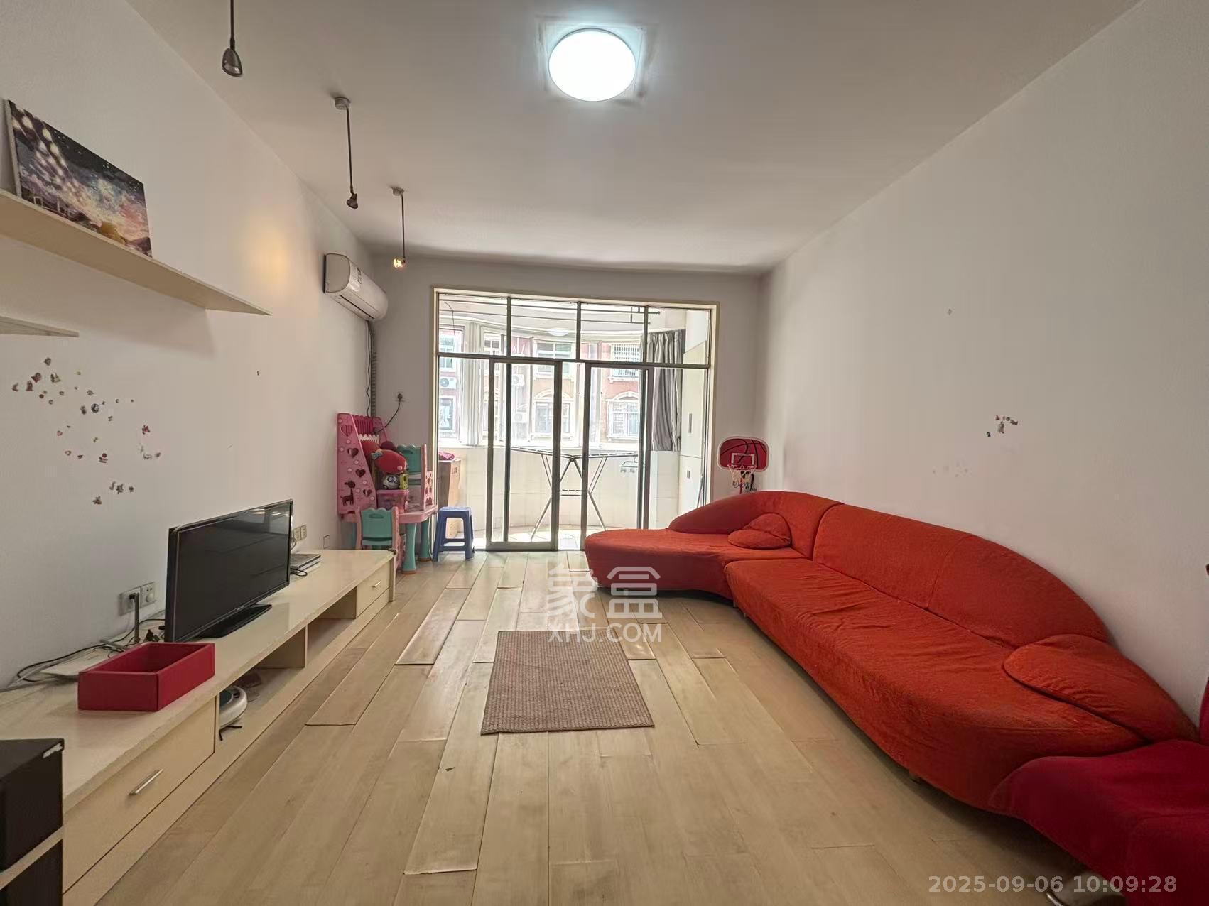 名都花园  2室2厅1卫    2100.0元/月 名都花园  2室2厅1卫    2100.0元/月