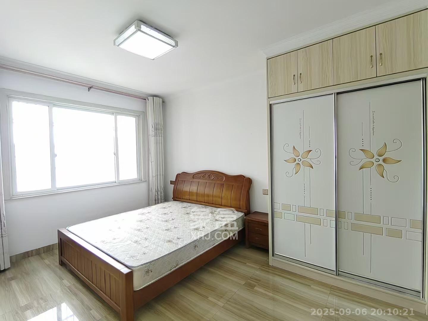 嘉顺苑 3室2厅1卫 2500.0元/月 嘉顺苑 3室2厅1卫 2500.0元/月室内图