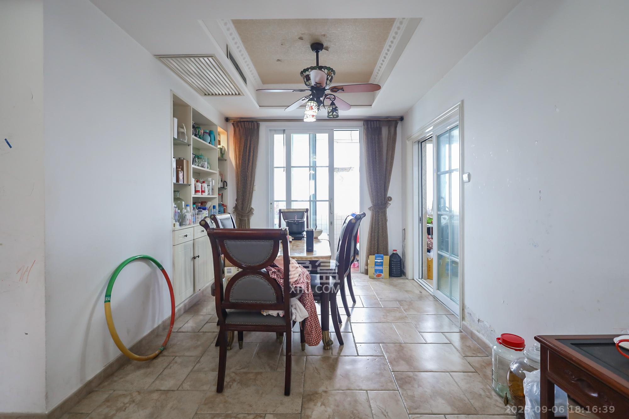 岳麓现代城  4室2厅2卫    229.0万其他