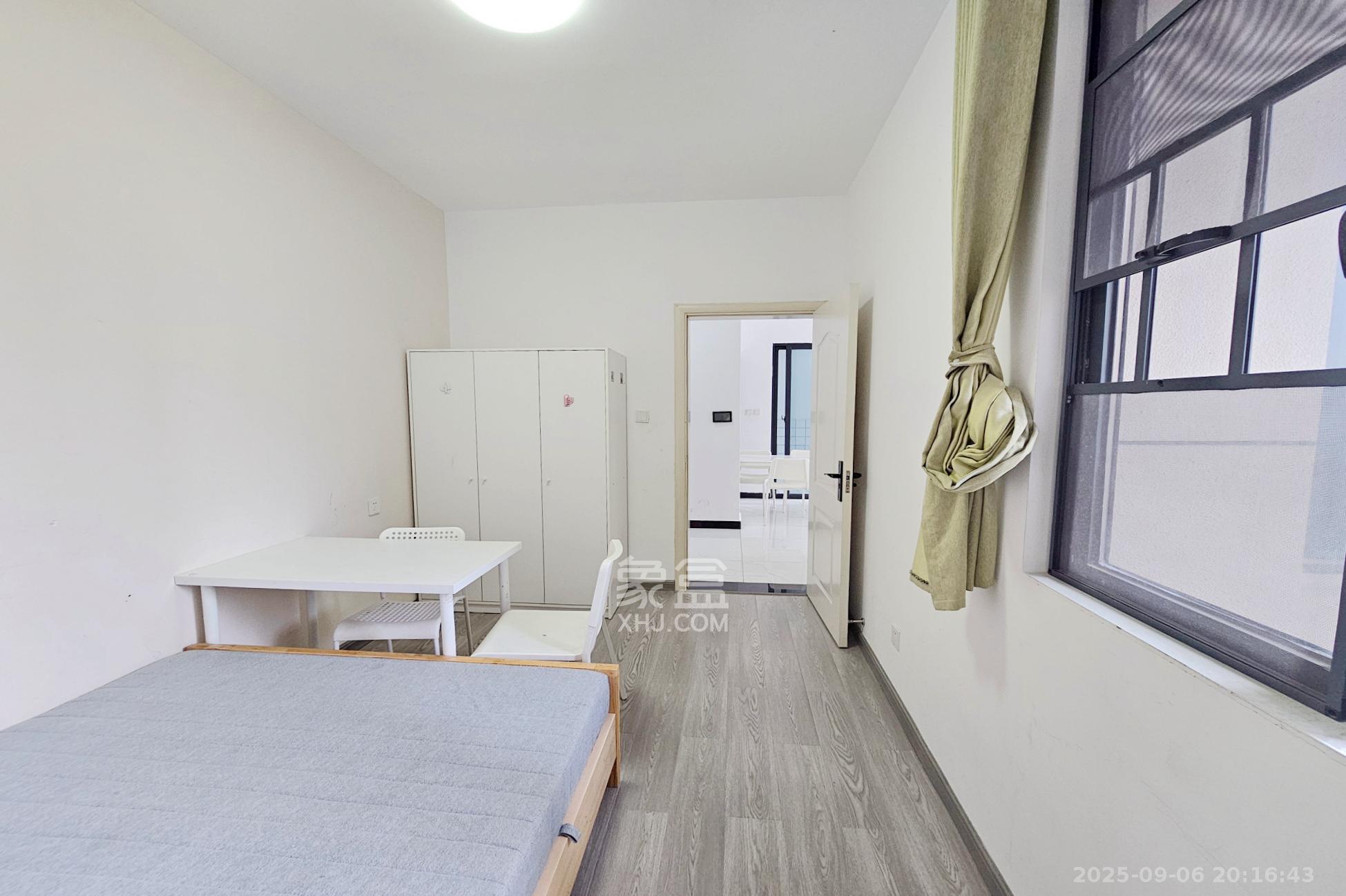 长房东旭国际 3室2厅2卫 120.0万 长房东旭国际 3室2厅2卫 120.0万卧室