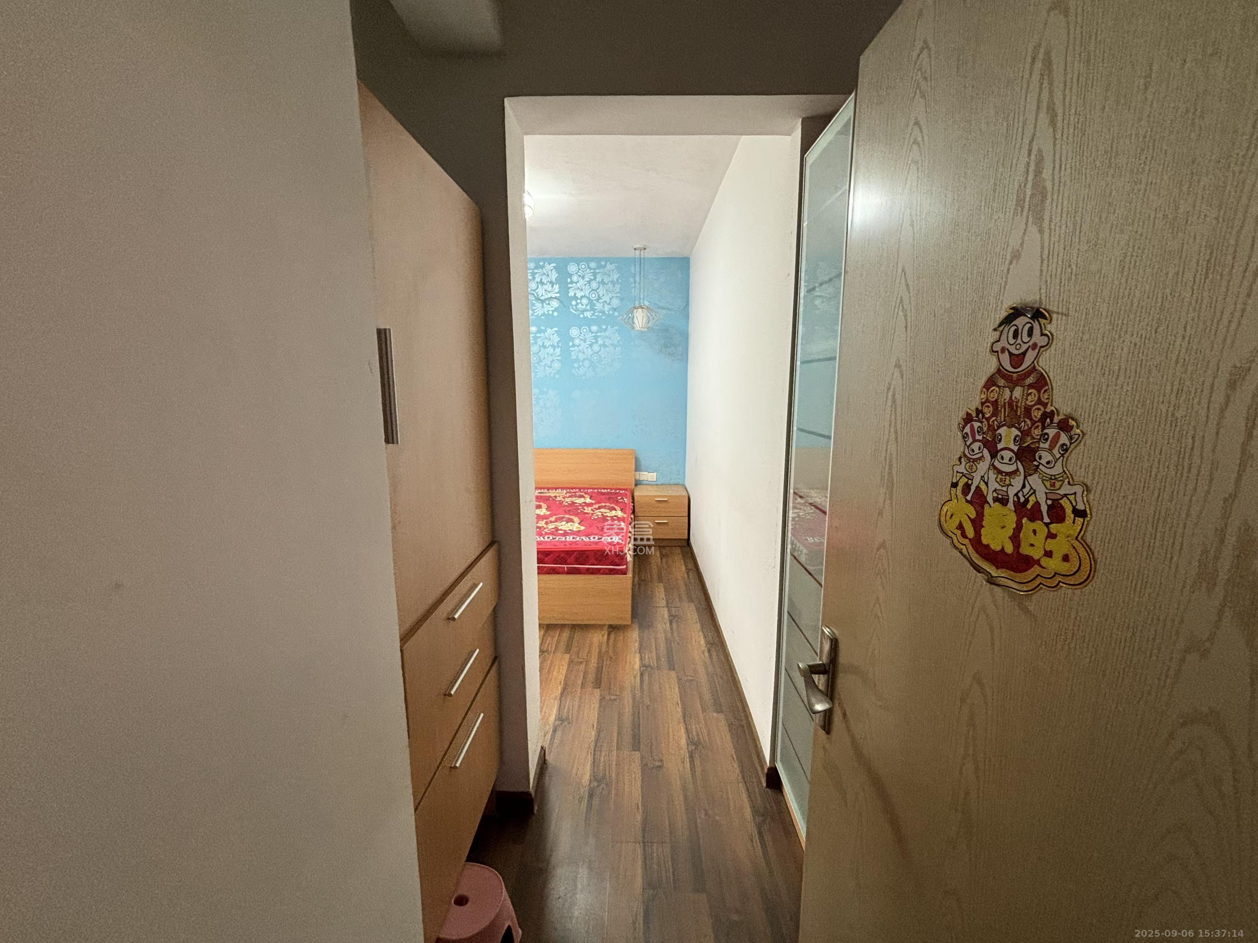 未来蜂巢  3室2厅1卫    1600.0元/月室内图