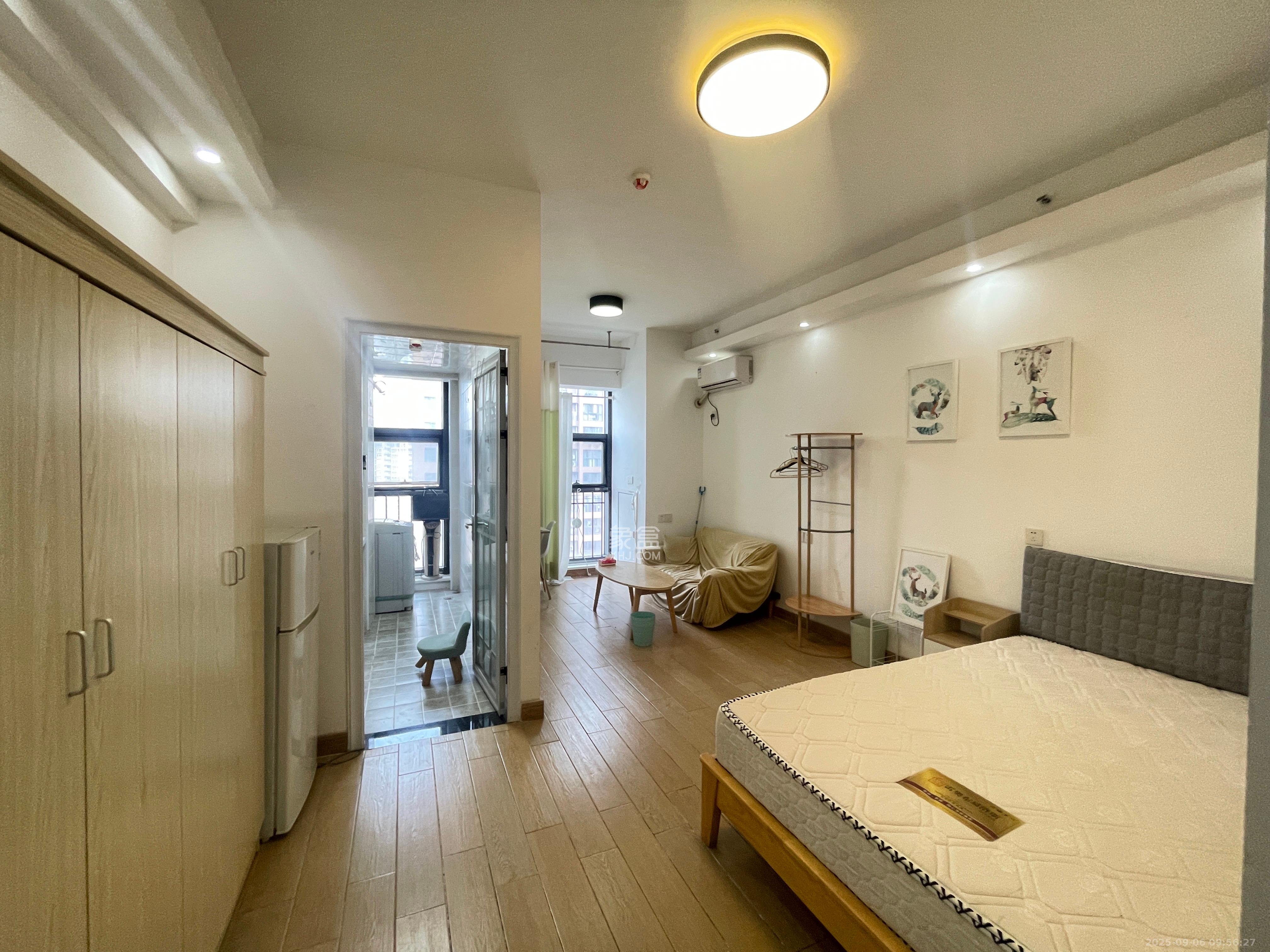 第六都(陆都小区) 1室1厅1卫 1700.0元/月 第六都(陆都小区) 1室1厅1卫 1700.0元/月室内图