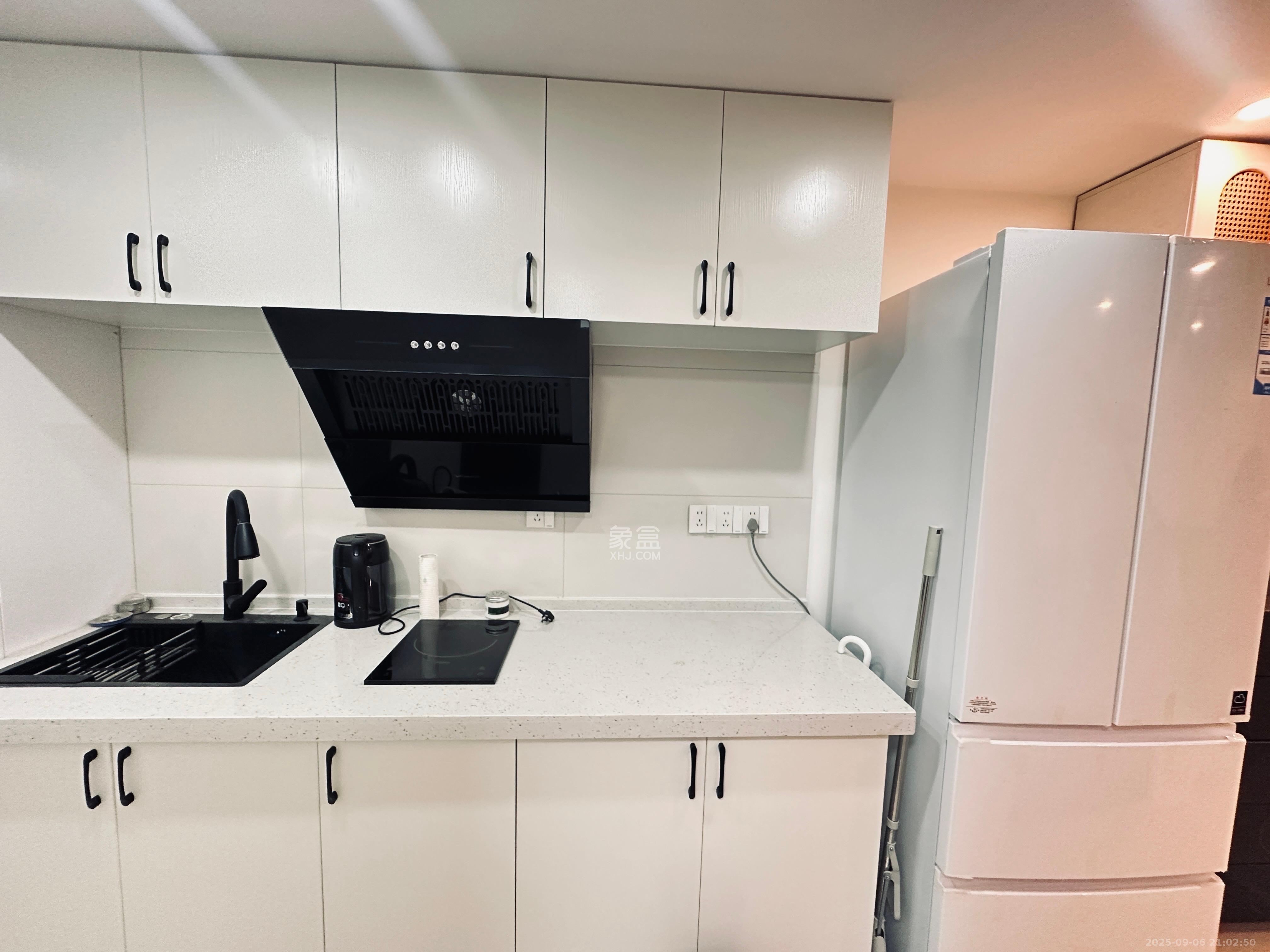 保利天禧EF区  2室2厅1卫    2800.0元/月 保利天禧EF区  2室2厅1卫    2800.0元/月室内图