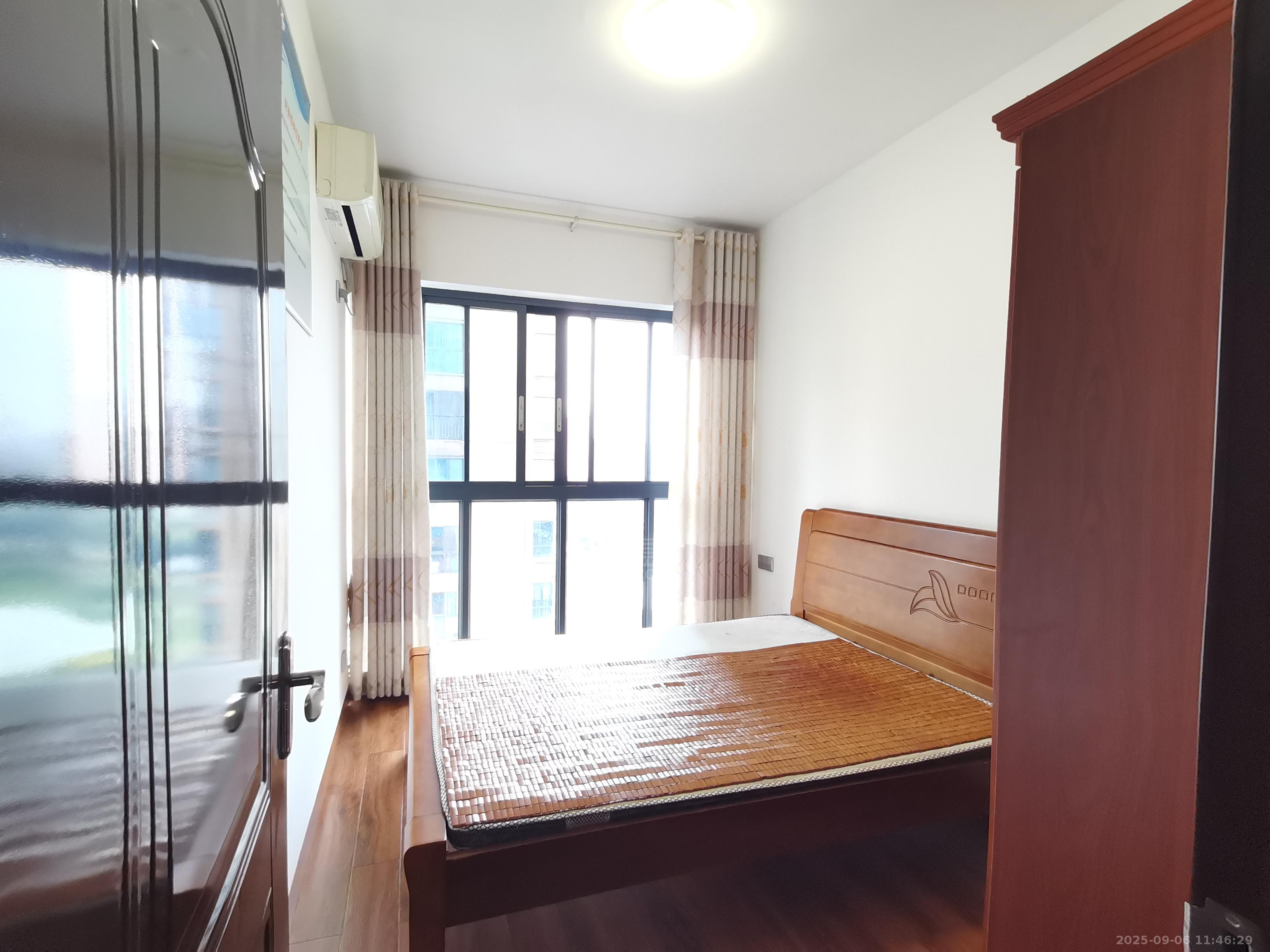 日盛山湖城 3室2厅1卫 1800.0元/月 日盛山湖城 3室2厅1卫 1800.0元/月室内图