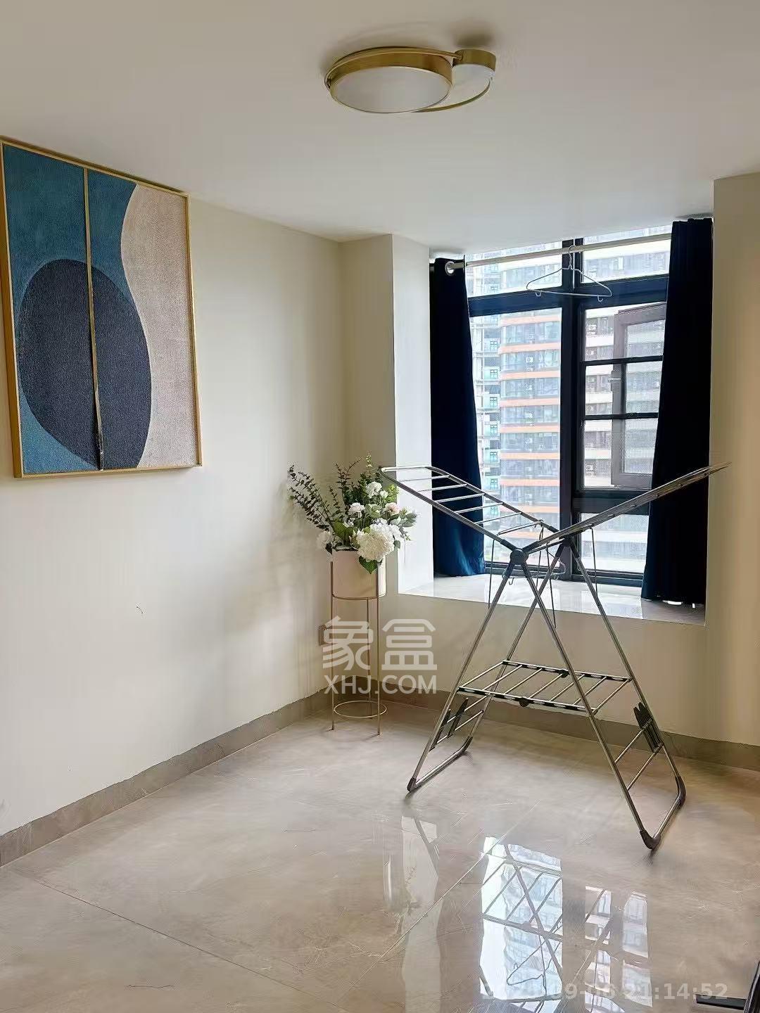 明昇壹城（明昇时代广场）三期  2室1厅1卫    2700.0元/月室内图