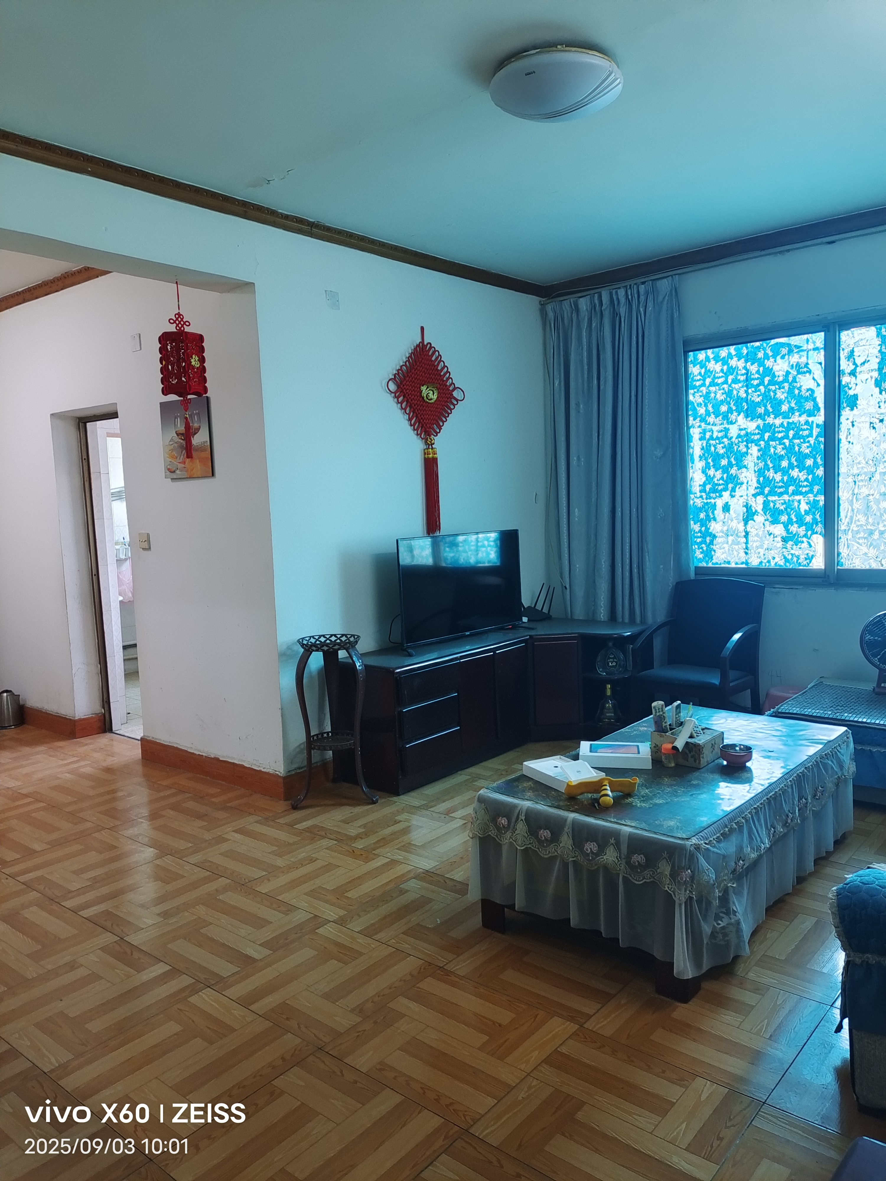 新华花园  1室0厅0卫   800.00元/月