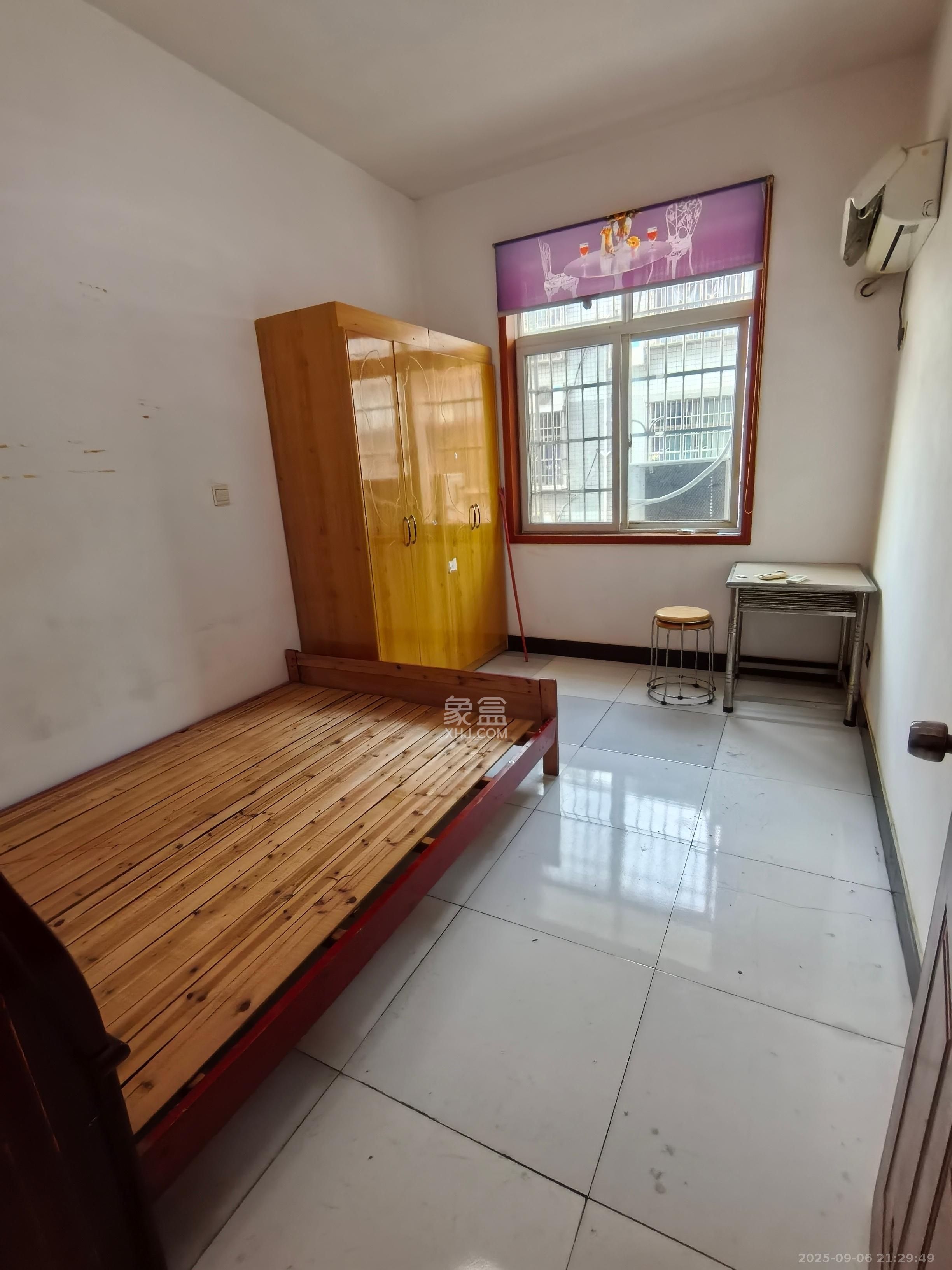 松雅安置小区  1室0厅0卫    900.0元/月室内图