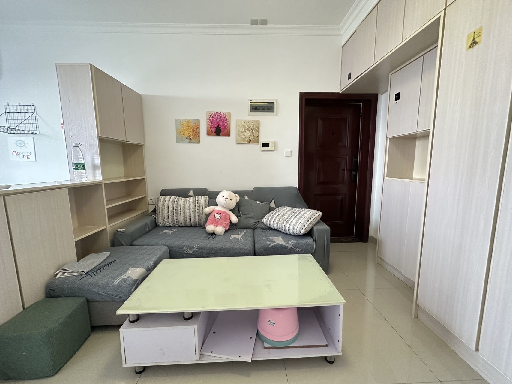 新都汇  1室1厅1卫    1100.0元/月 新都汇  1室1厅1卫    1100.0元/月室内图