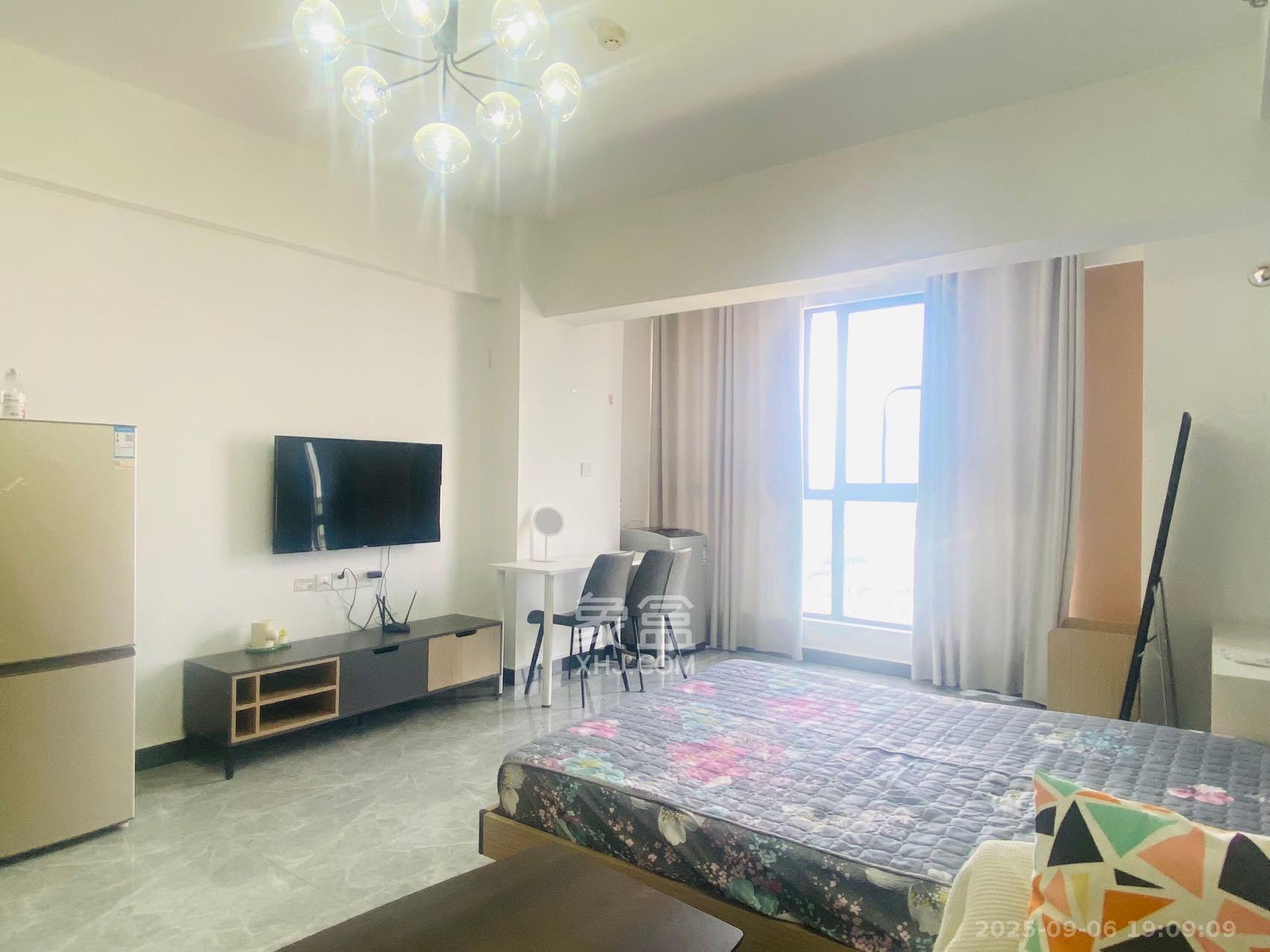 C-park天悦城(紫檀溪苑二期)  1室0厅0卫    1600.0元/月 C-park天悦城(紫檀溪苑二期)  1室0厅0卫    1600.0元/月室内图