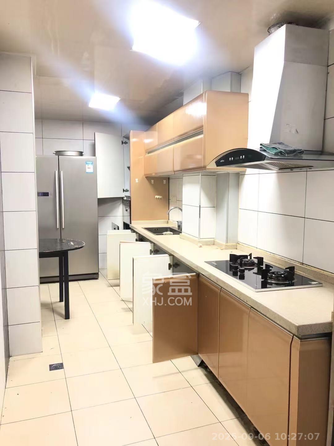 先锋东外滩 4室2厅2卫 3500.0元/月 先锋东外滩 4室2厅2卫 3500.0元/月室内图