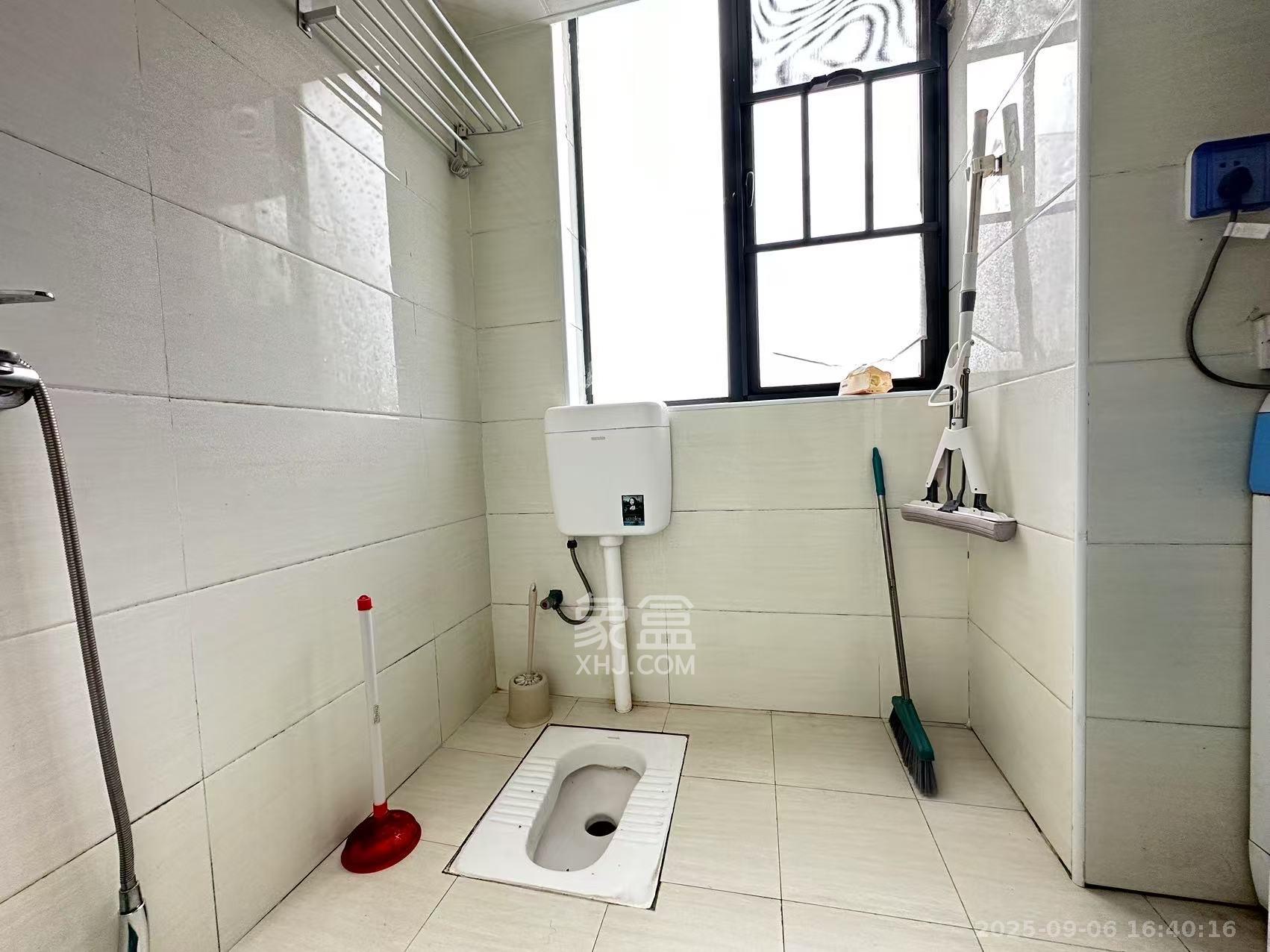 保利麓谷林语I区 1室1厅1卫 1500.0元/月 保利麓谷林语I区 1室1厅1卫 1500.0元/月室内图