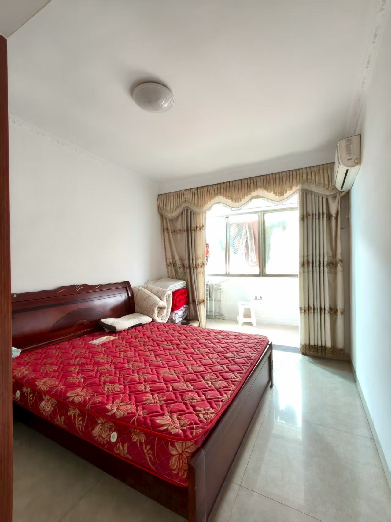 八角亭花苑 3室2厅1卫 1200.0元/月 八角亭花苑 3室2厅1卫 1200.0元/月室内图