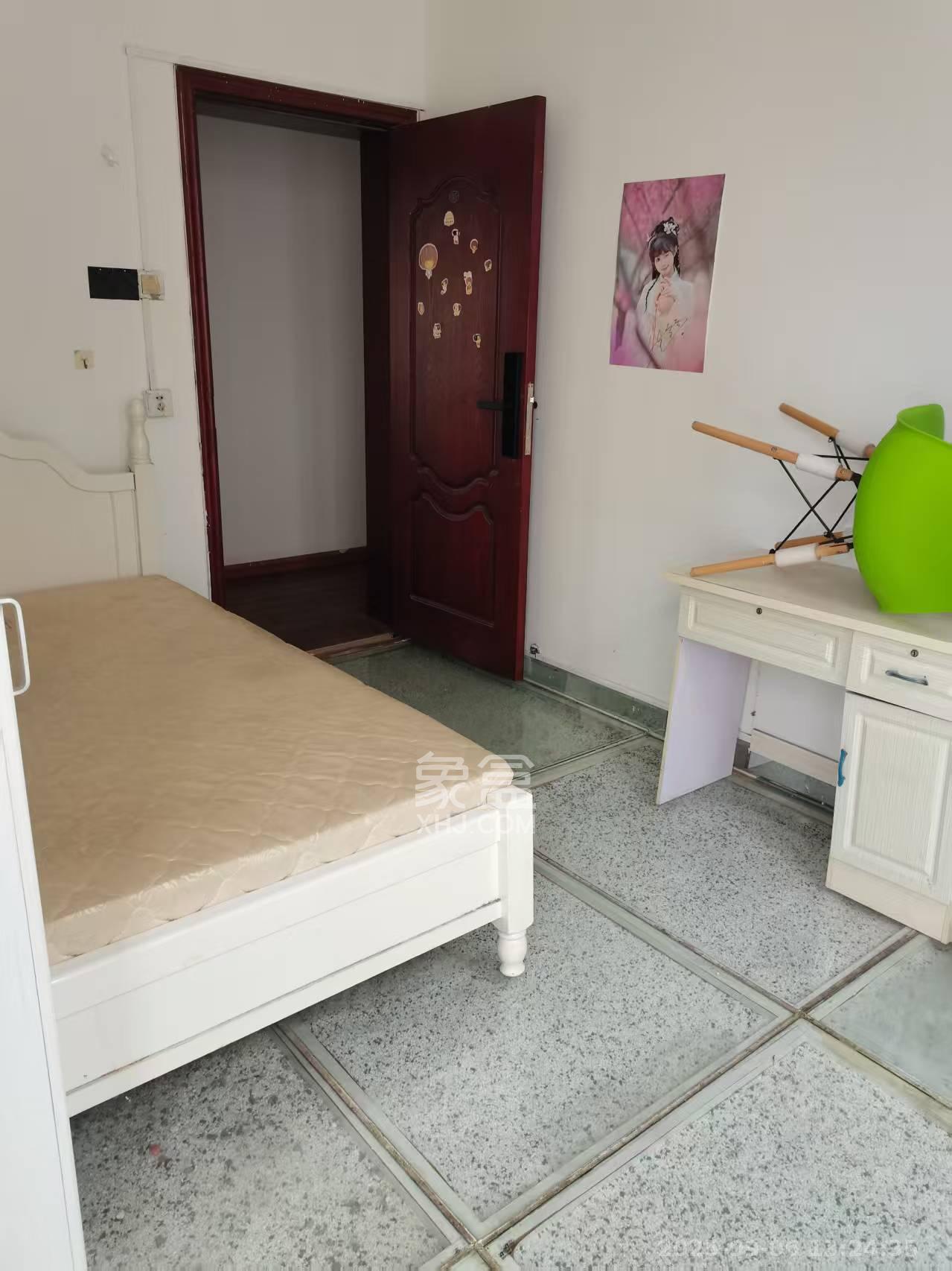 江河双水湾  1室1厅1卫    800.0元/月室内图