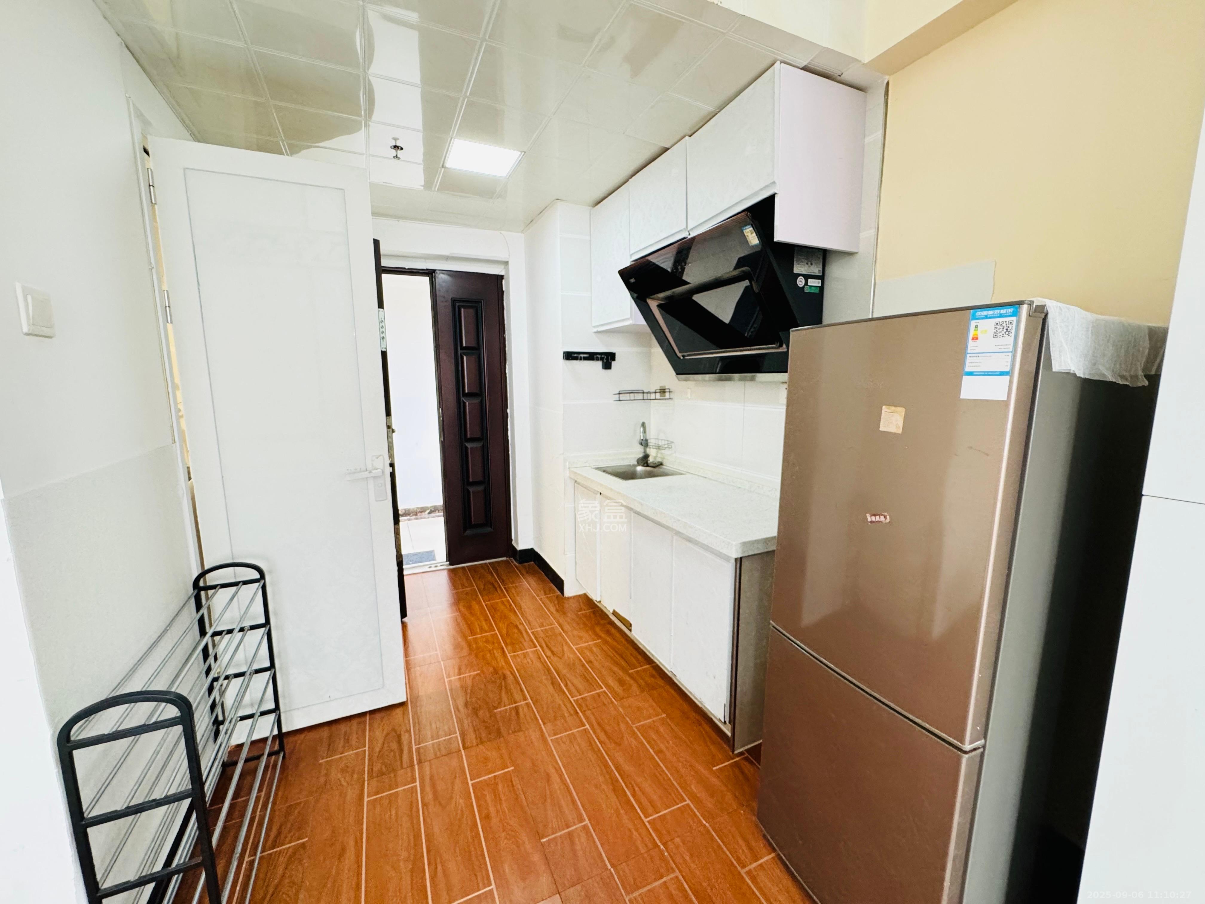 当代滨江MOMA  1室0厅1卫    1400.0元/月室内图