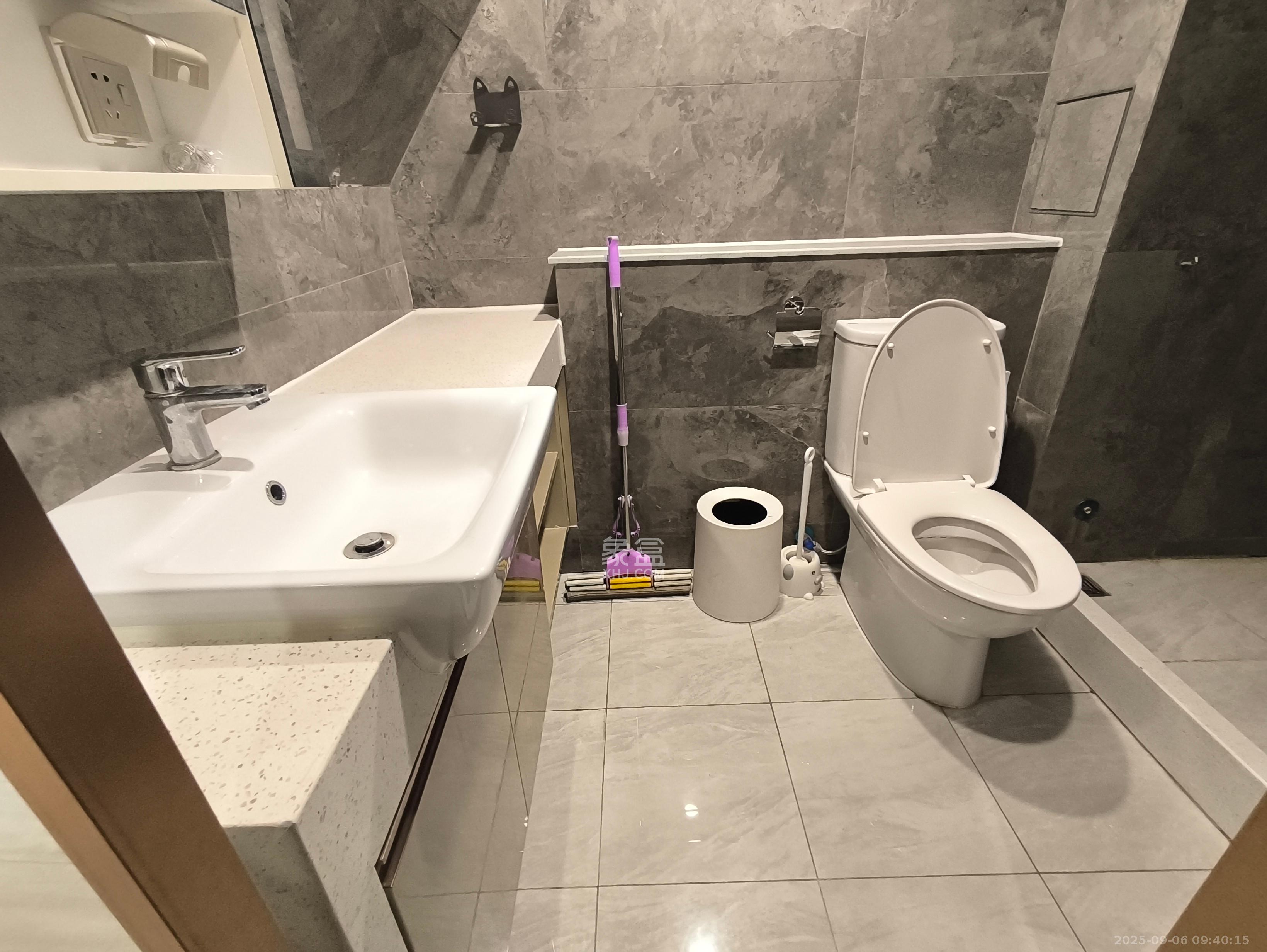 华远华时代 2室1厅1卫 3000.0元/月 华远华时代 2室1厅1卫 3000.0元/月室内图