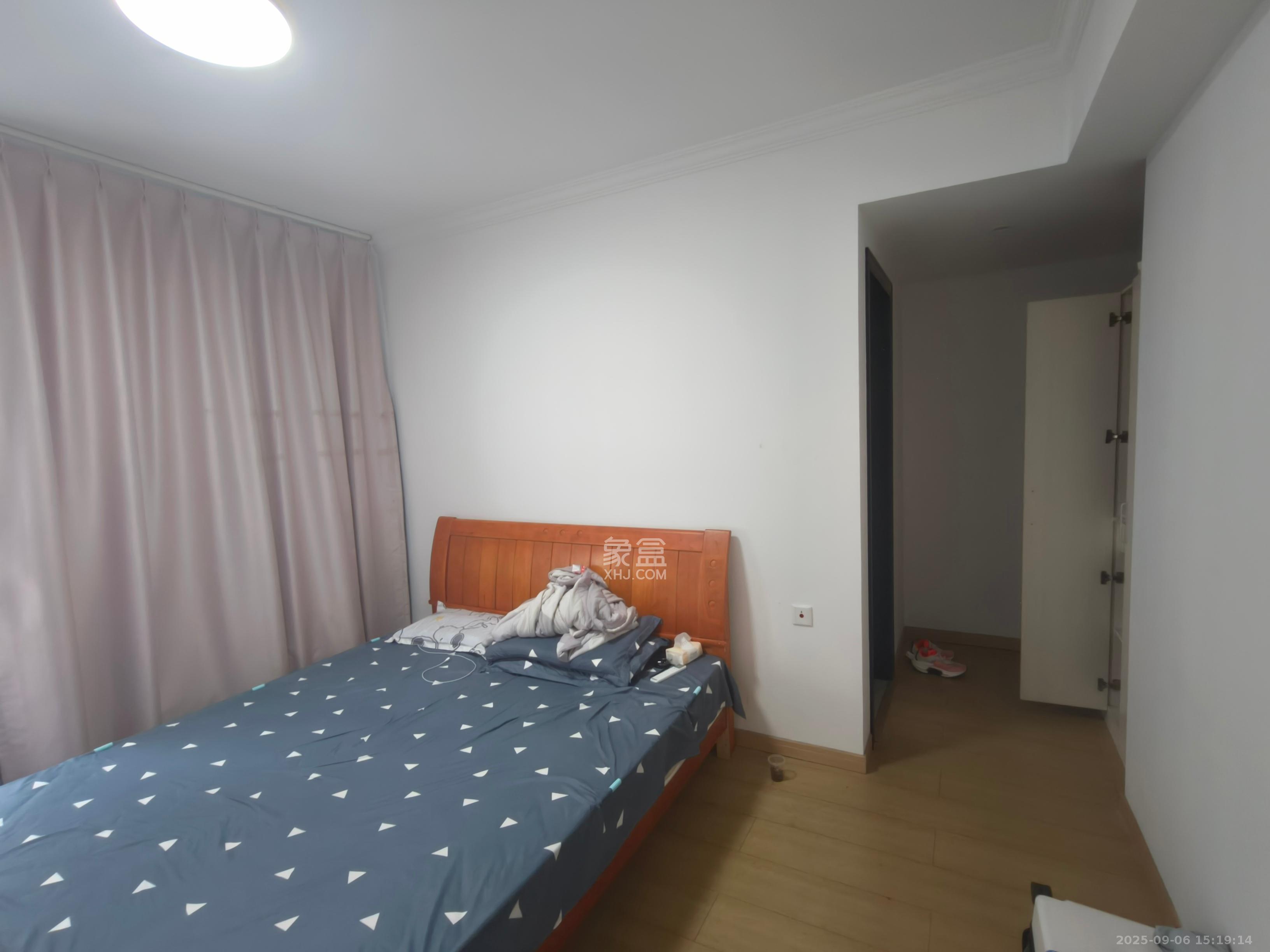 保利堂悦  4室2厅2卫    2100.0元/月 保利堂悦  4室2厅2卫    2100.0元/月室内图