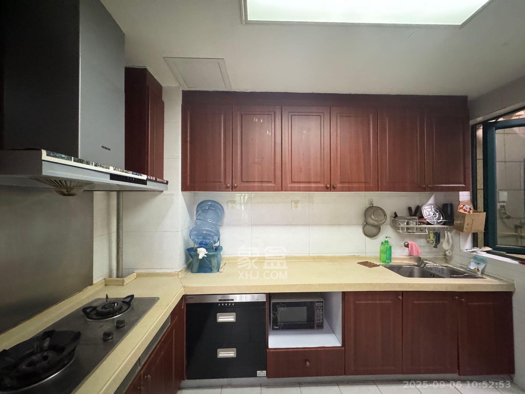 恒大绿洲  3室2厅2卫    2800.0元/月 恒大绿洲  3室2厅2卫    2800.0元/月室内图