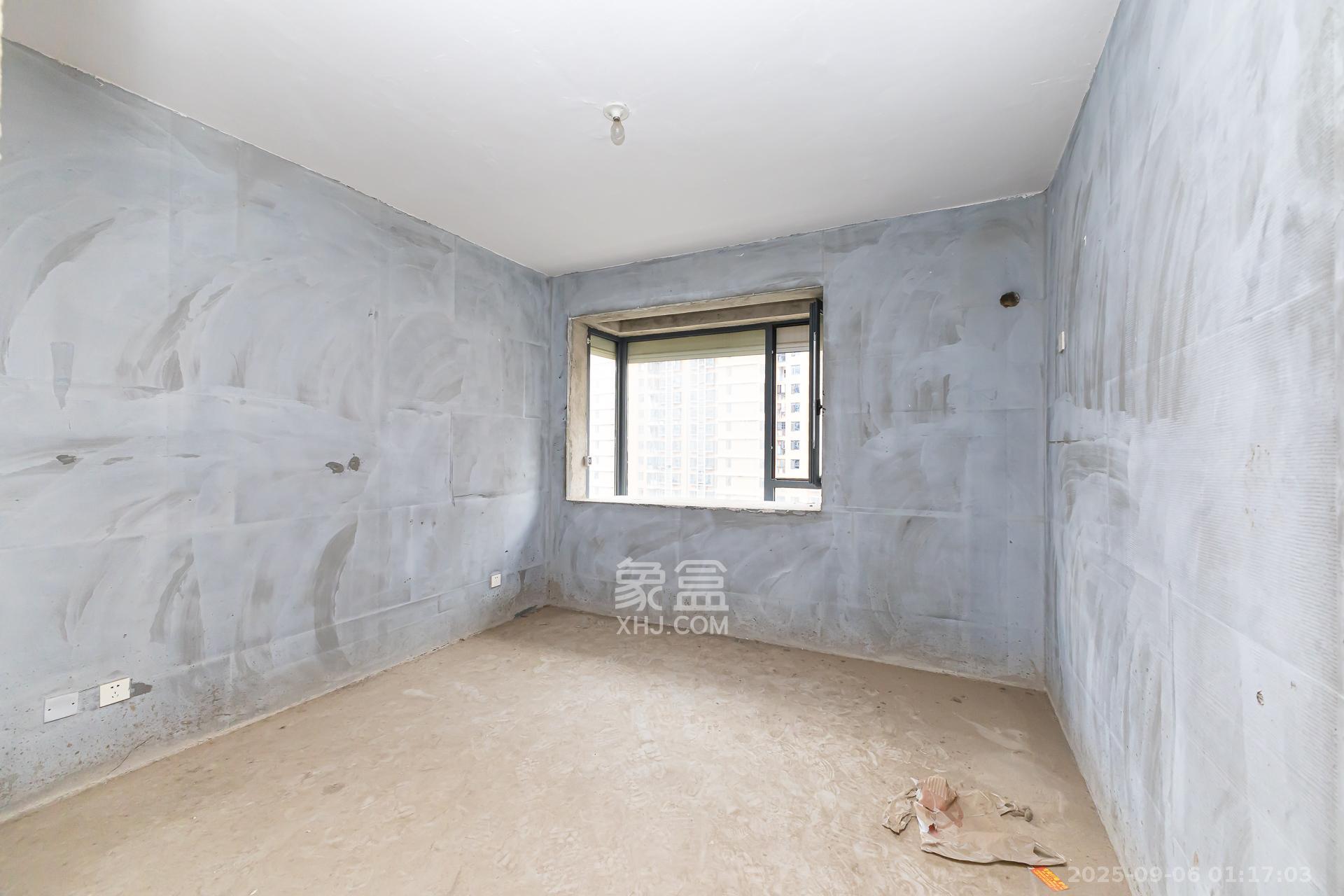 明发国际城 4室2厅2卫 80.0万 明发国际城 4室2厅2卫 80.0万卧室