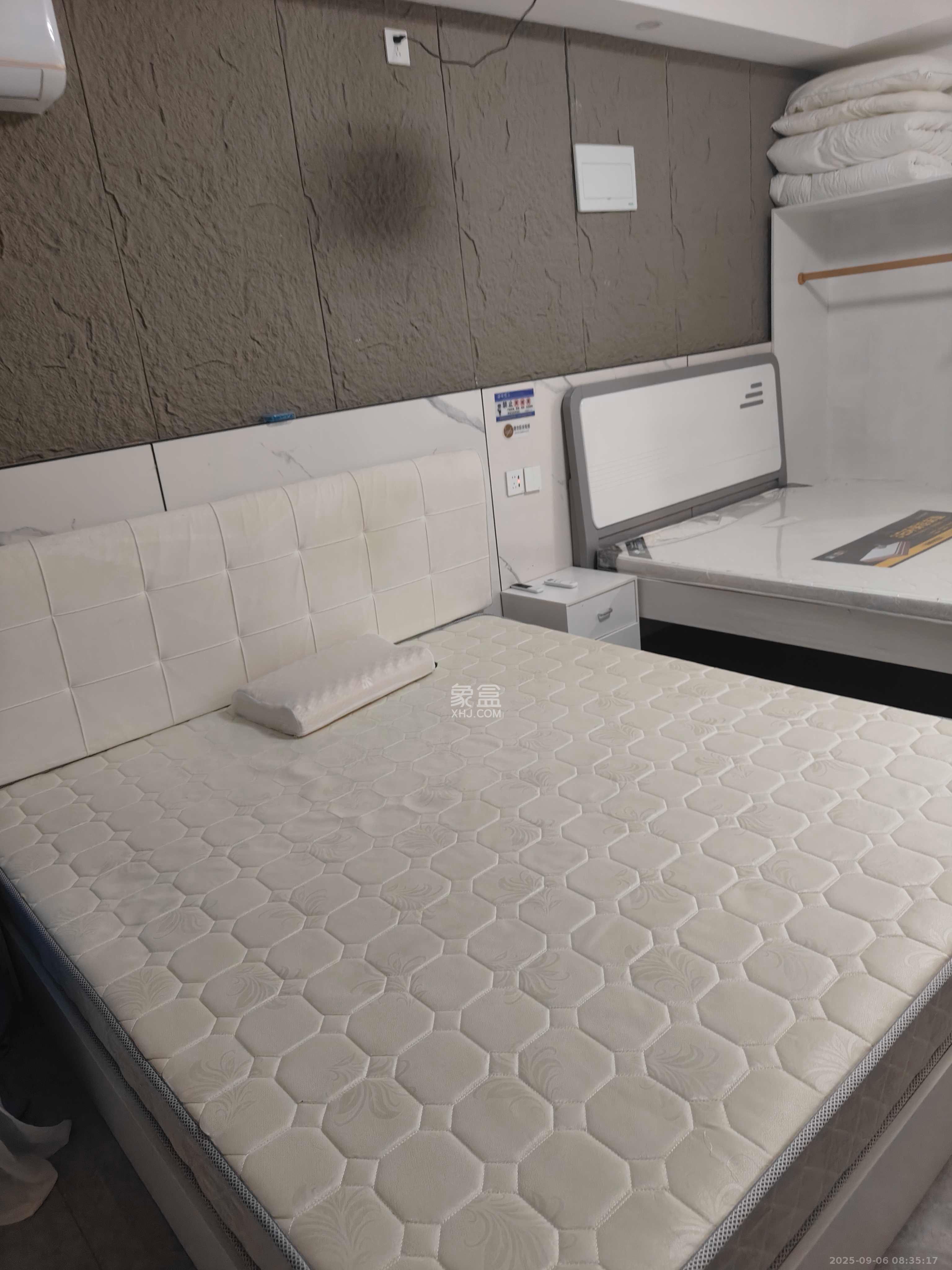 保利恒伟时光印象  1室1厅1卫   1600.00元/月室内图