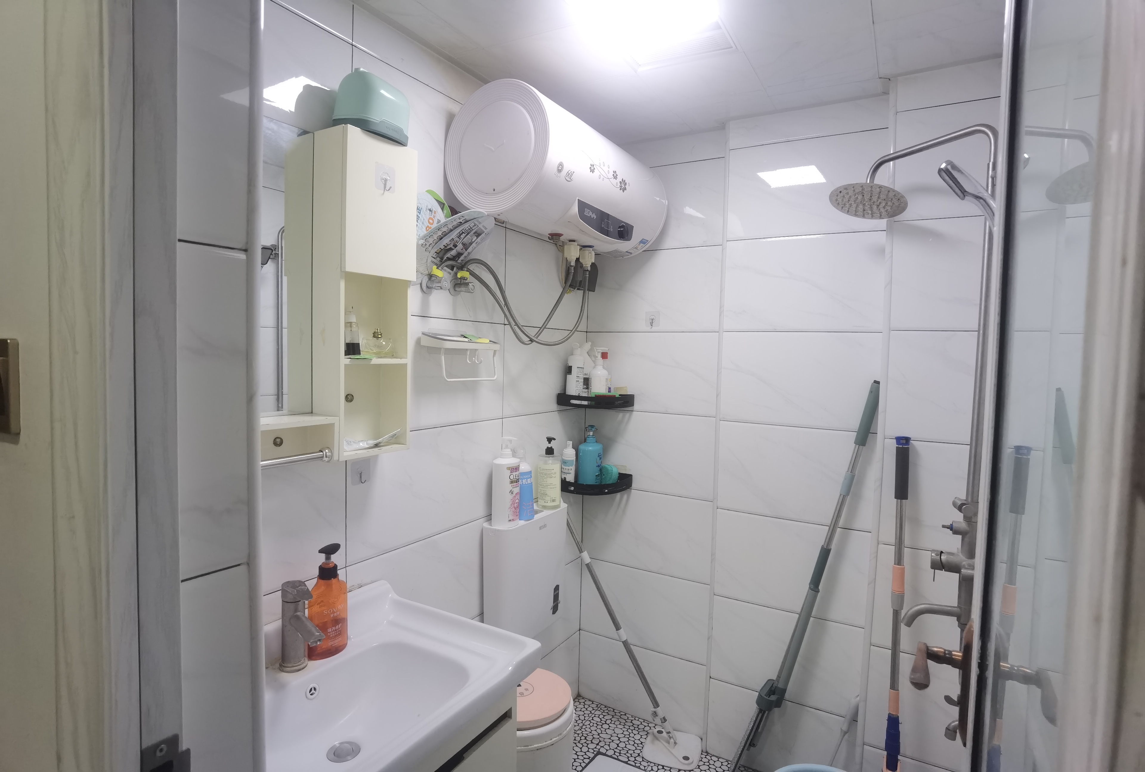 盛世时代广场  1室0厅0卫    800.0元/月室内图