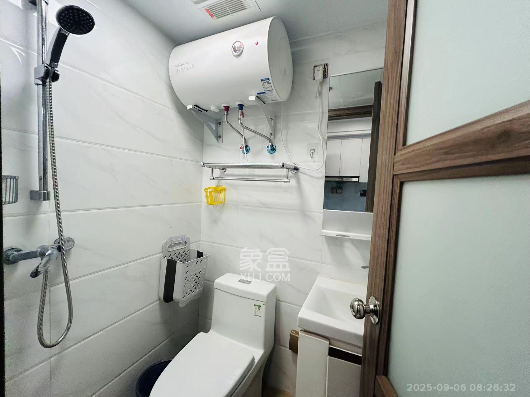 碧桂园城市之光  1室1厅1卫    1500.0元/月室内图