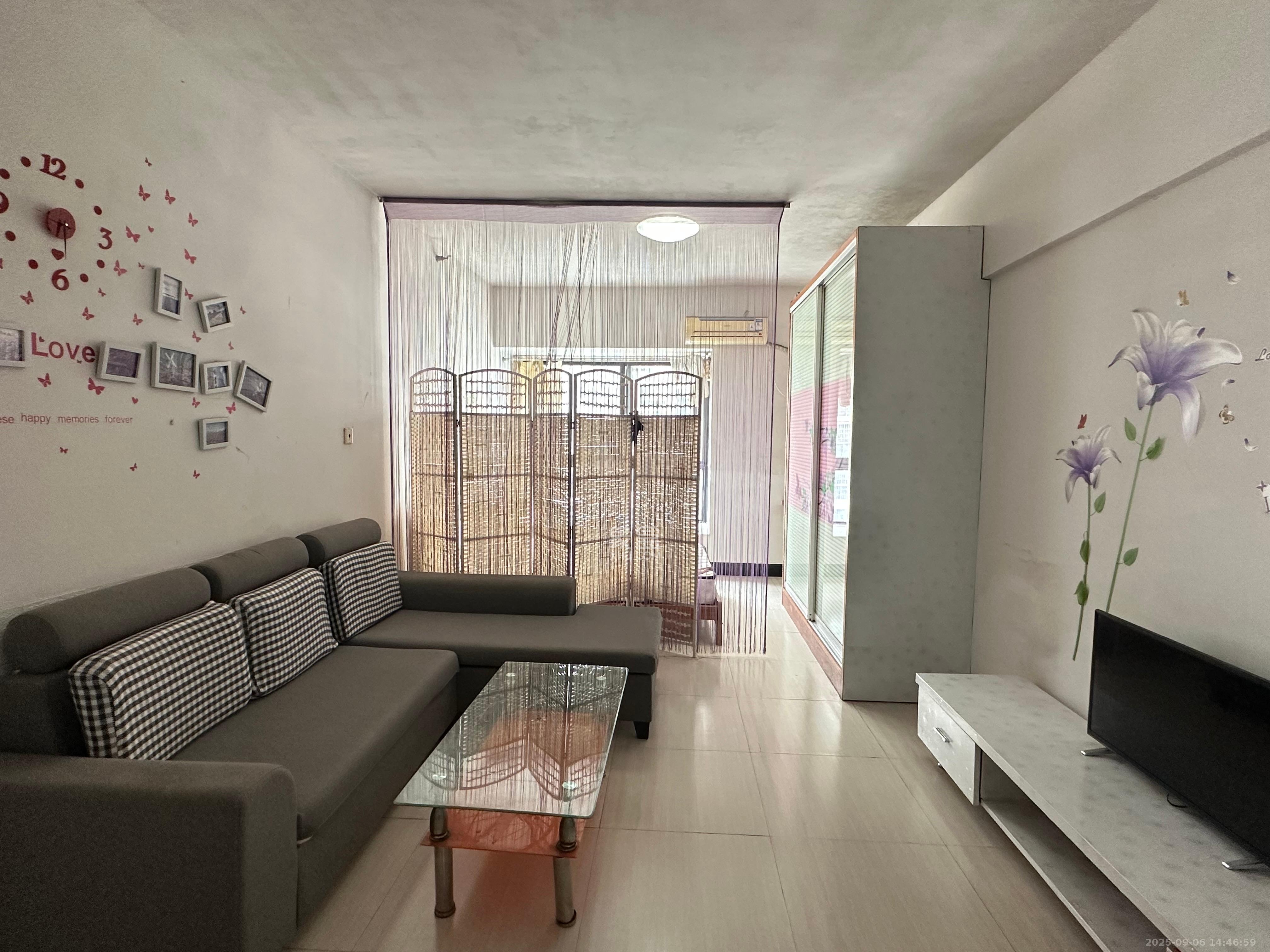 尚都花园城  1室1厅1卫    1000.0元/月 尚都花园城  1室1厅1卫    1000.0元/月