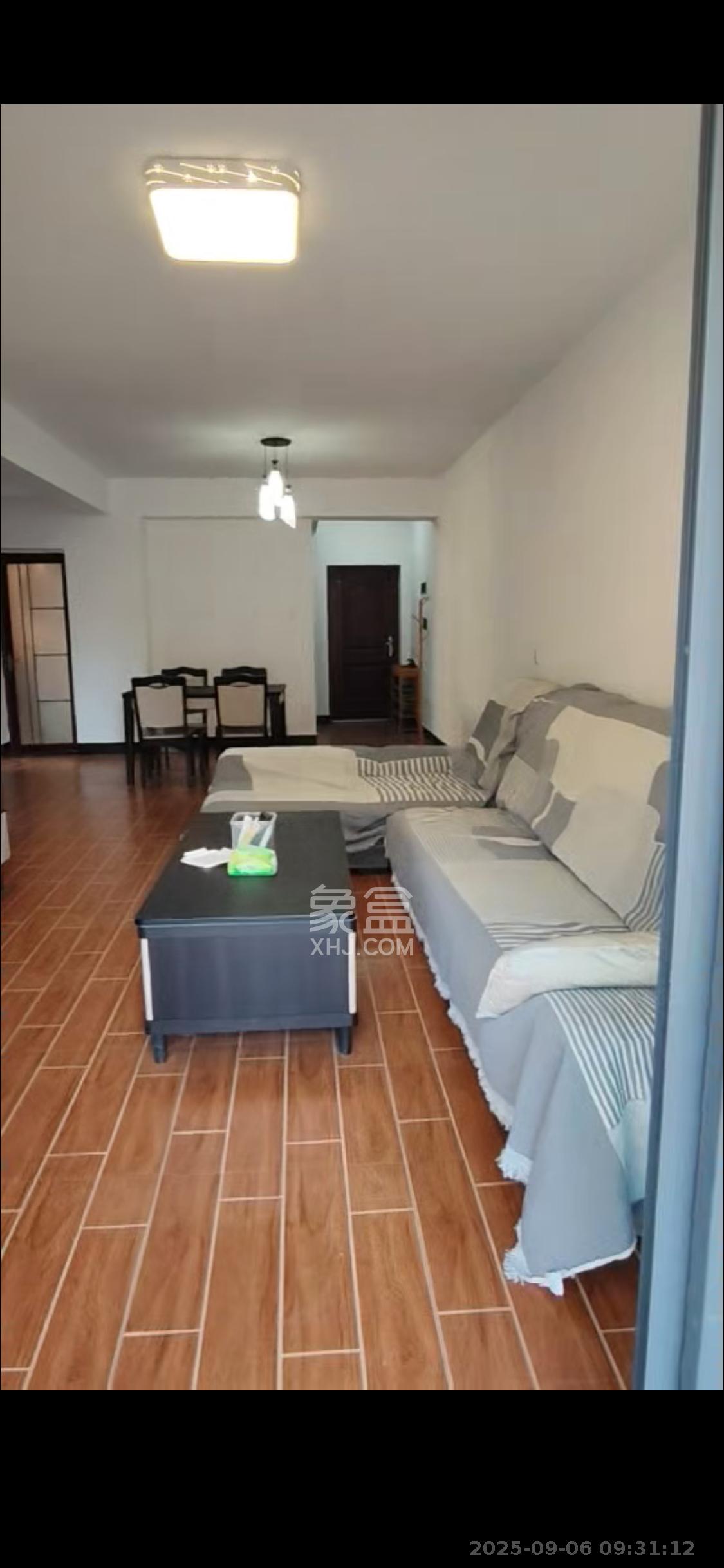 深业喜汇  3室2厅2卫    1900.0元/月室内图