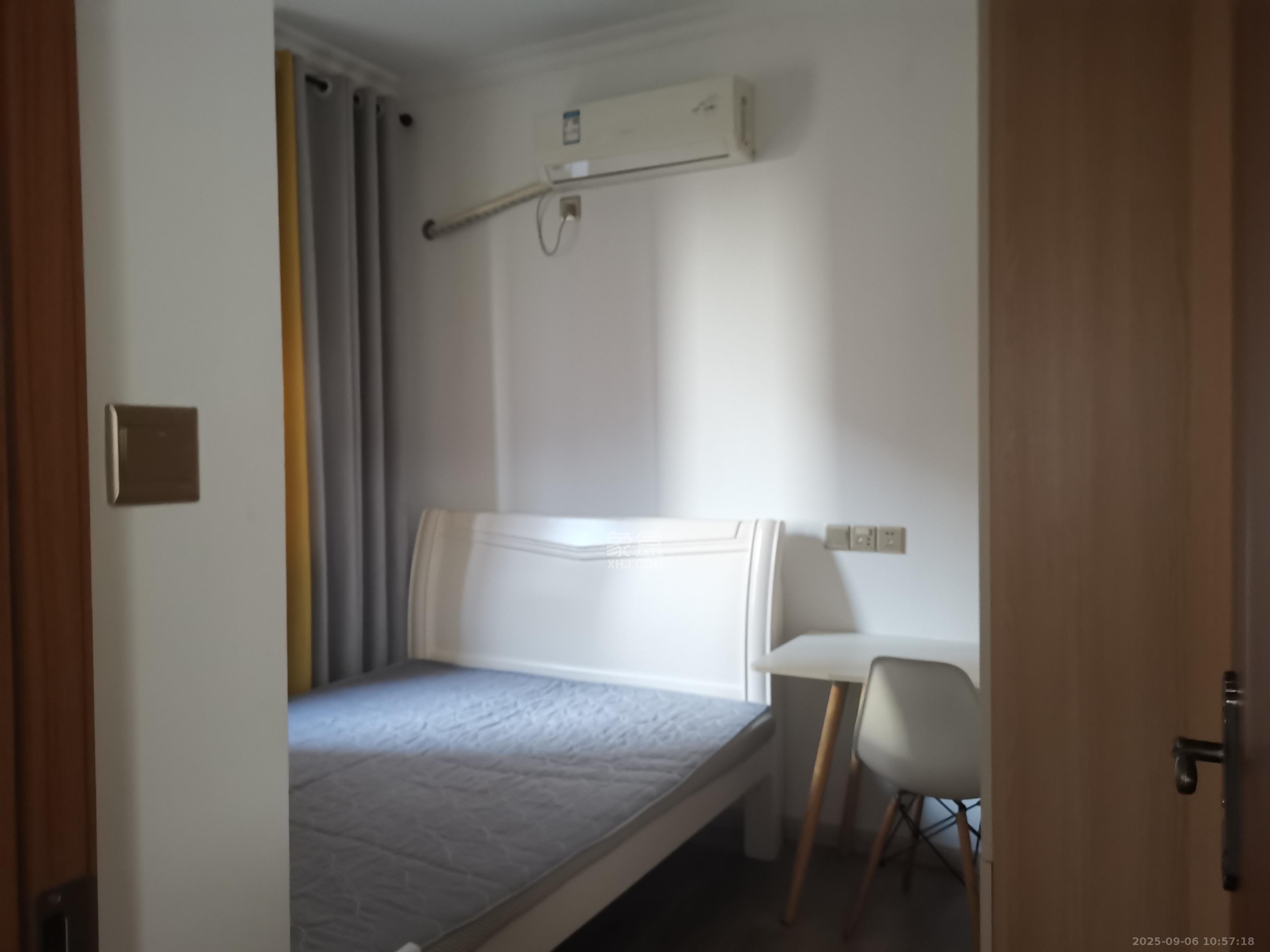 长房半岛蓝湾(观山月) 2室1厅1卫 2000.0元/月 长房半岛蓝湾(观山月) 2室1厅1卫 2000.0元/月室内图