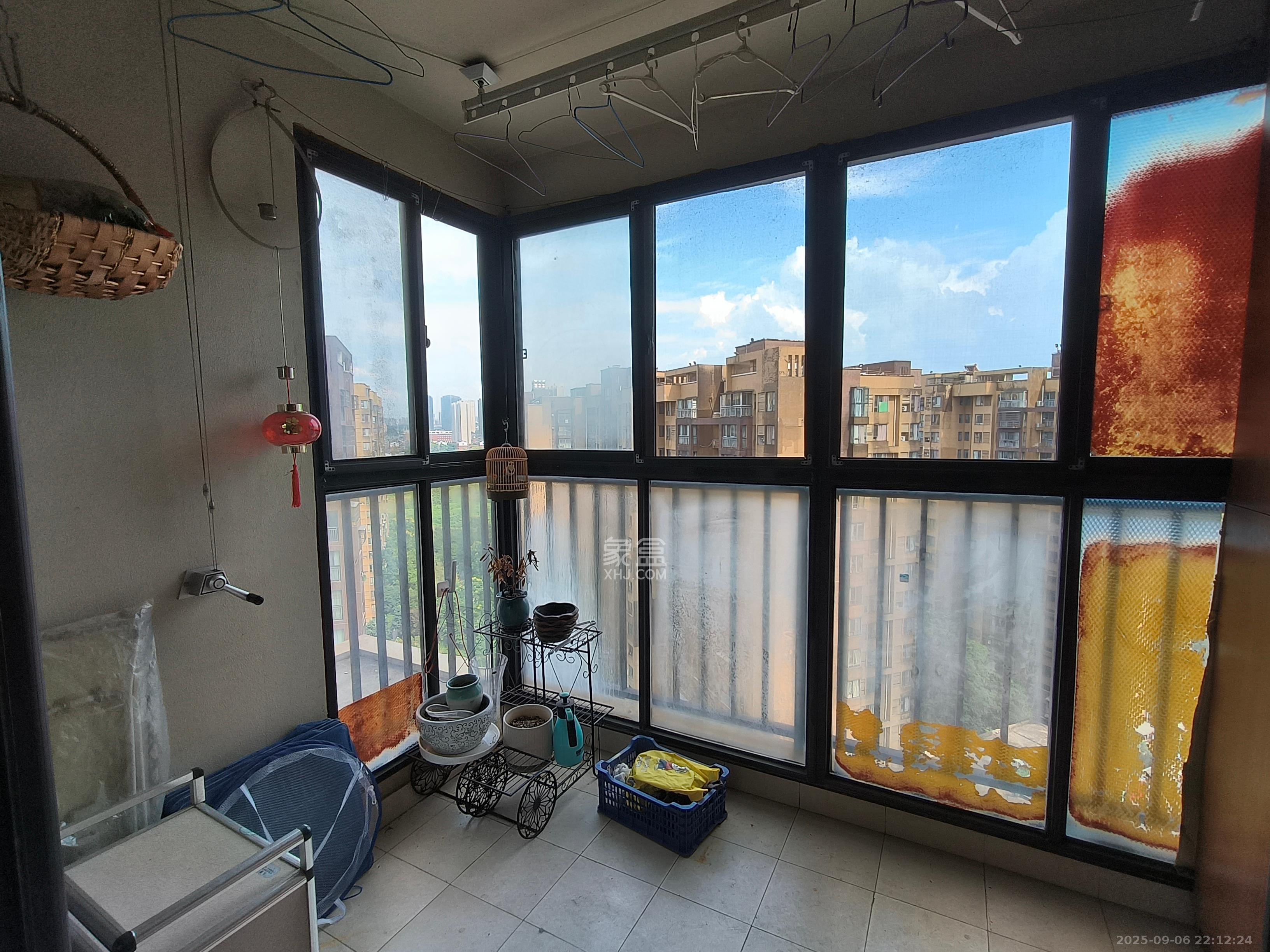 万科城  3室2厅1卫    3000.0元/月 万科城  3室2厅1卫    3000.0元/月室内图