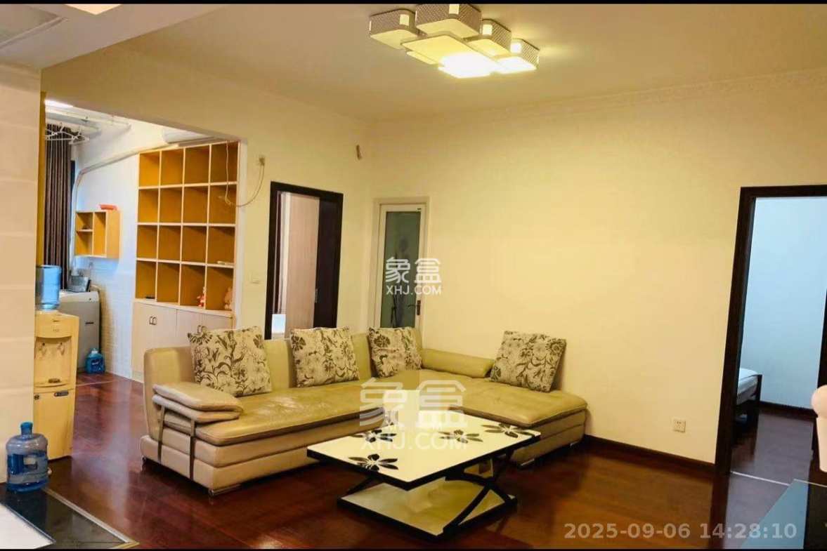 星城书香苑(星城书院) 1室1厅1卫 2500.00元/月 星城书香苑(星城书院) 1室1厅1卫 2500.00元/月室内图