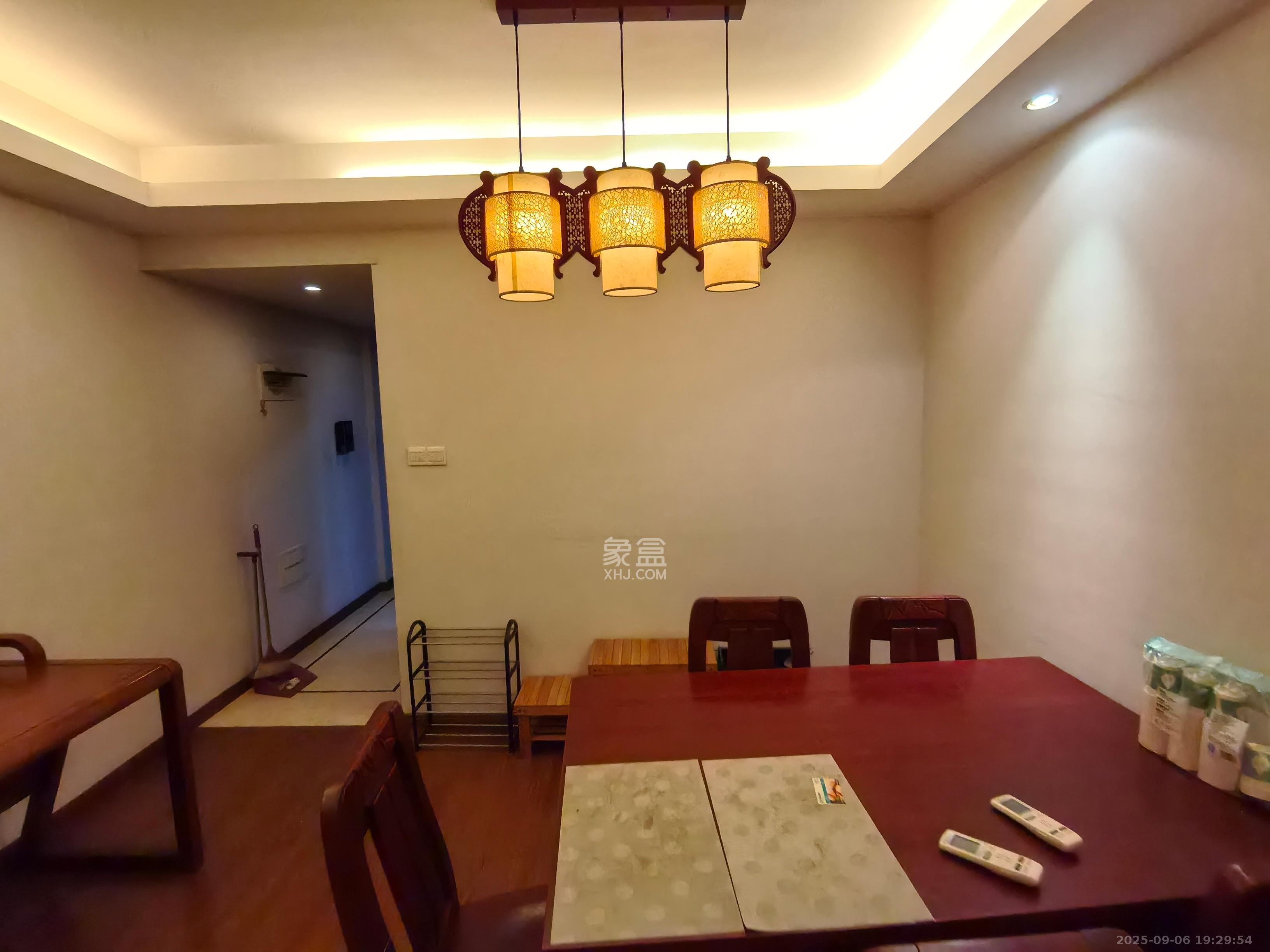 万科金域华府三四期 3室2厅1卫 2500.0元/月 万科金域华府三四期 3室2厅1卫 2500.0元/月室内图