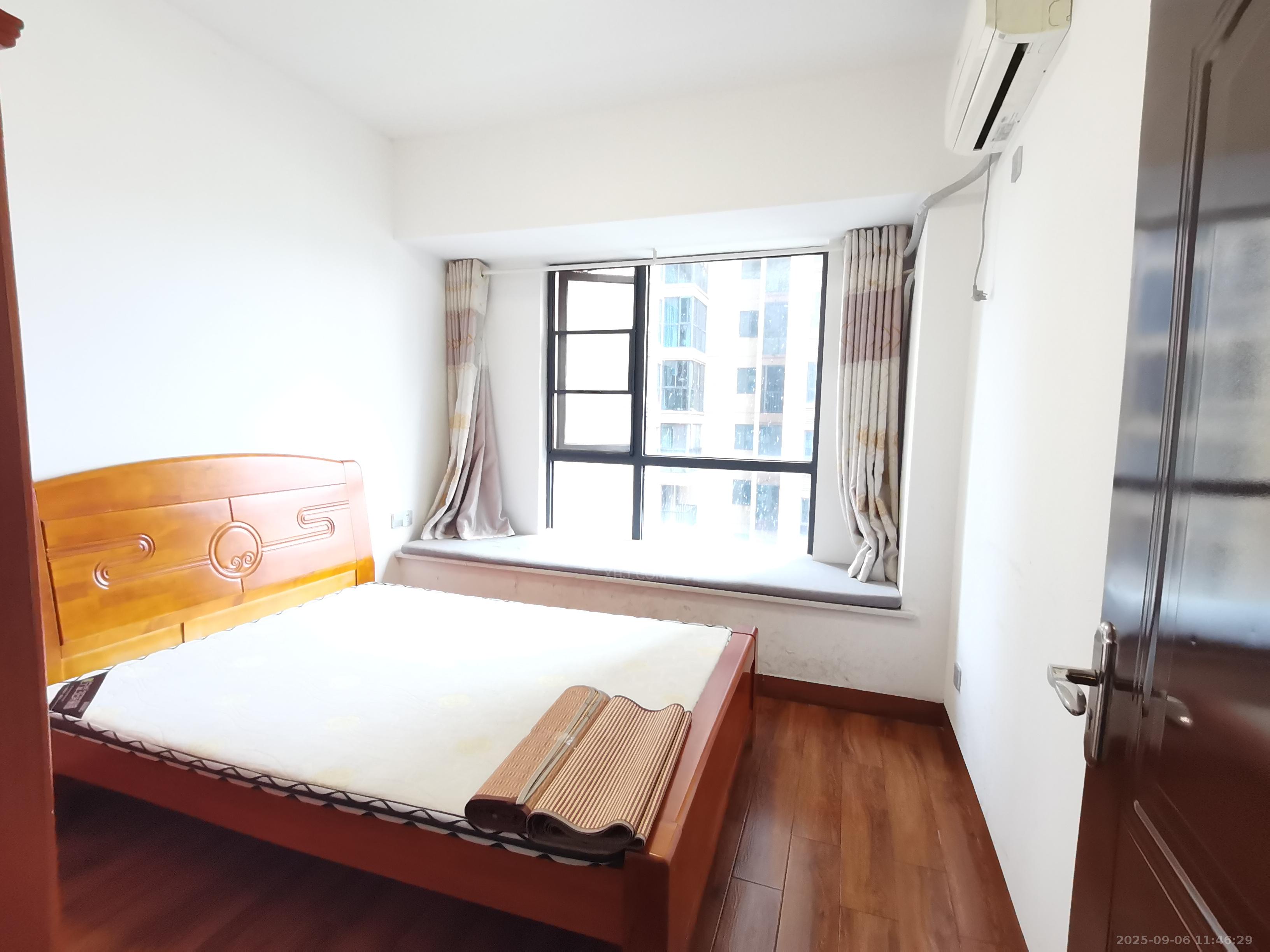 日盛山湖城 3室2厅1卫 1800.0元/月 日盛山湖城 3室2厅1卫 1800.0元/月室内图