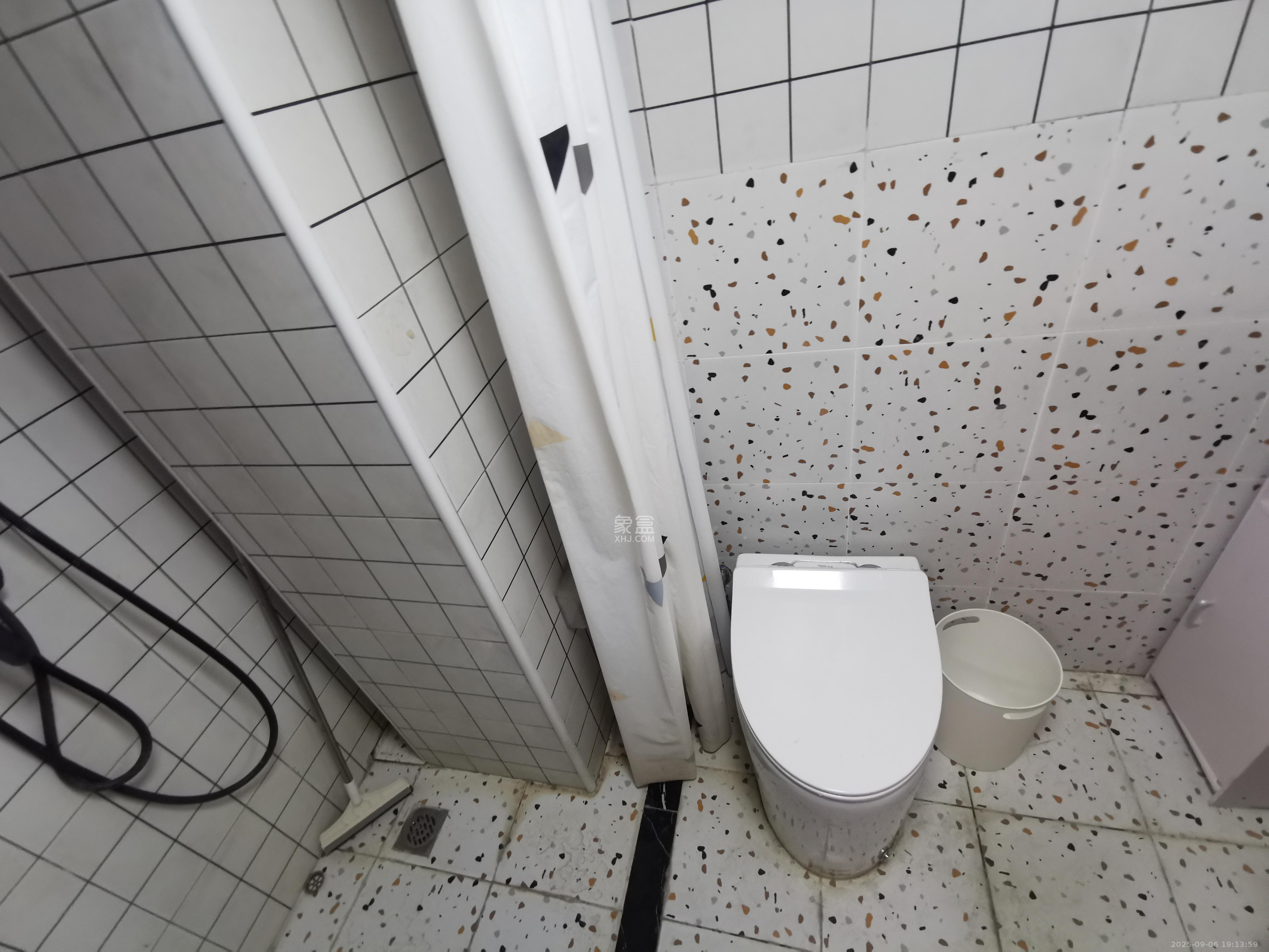 龙湖湘江星座(祺鑫星座公寓) 1室1厅1卫 1800.0元/月 龙湖湘江星座(祺鑫星座公寓) 1室1厅1卫 1800.0元/月室内图