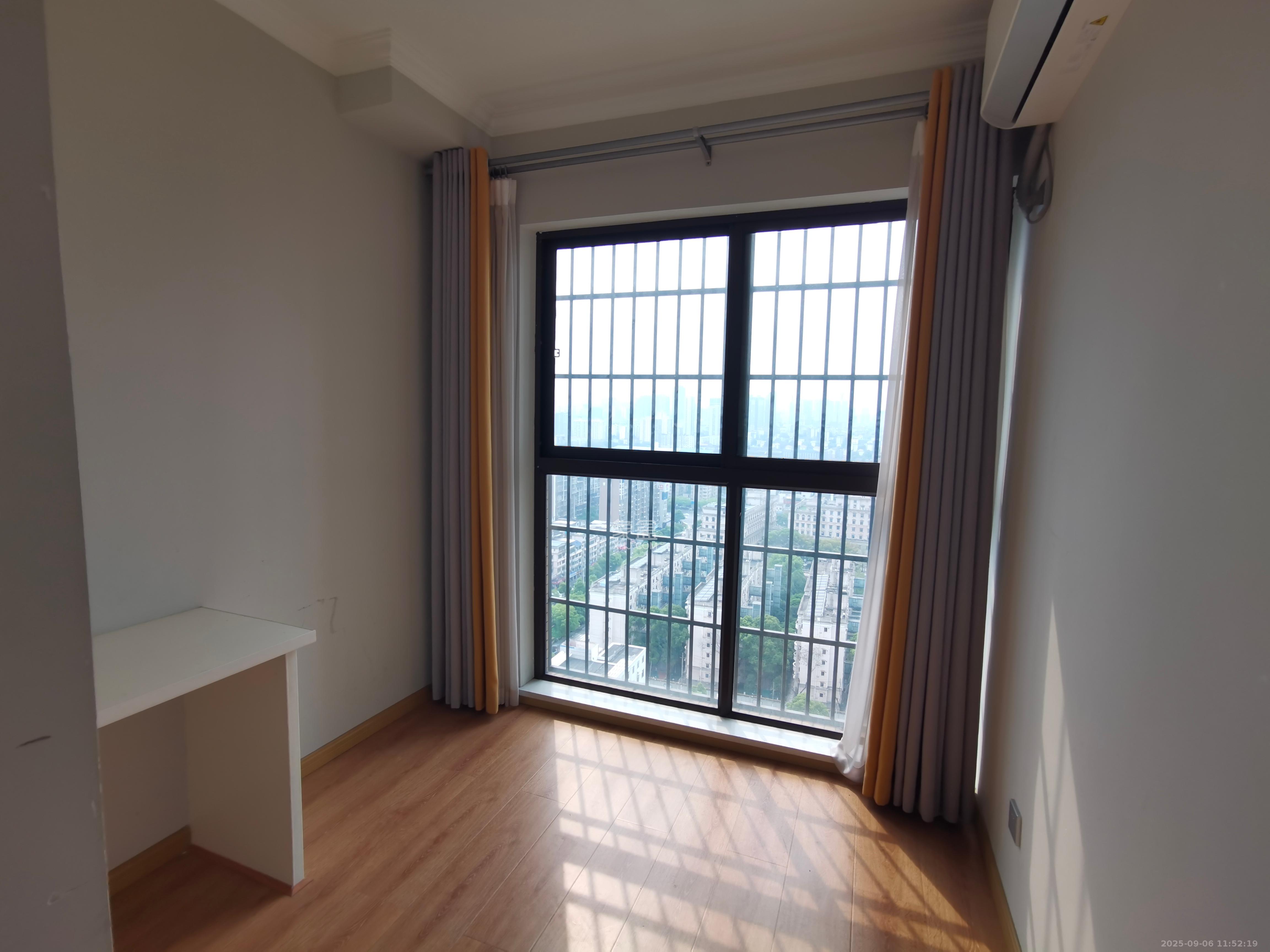 金鸿宇大厦  3室2厅1卫    2800.0元/月 金鸿宇大厦  3室2厅1卫    2800.0元/月室内图