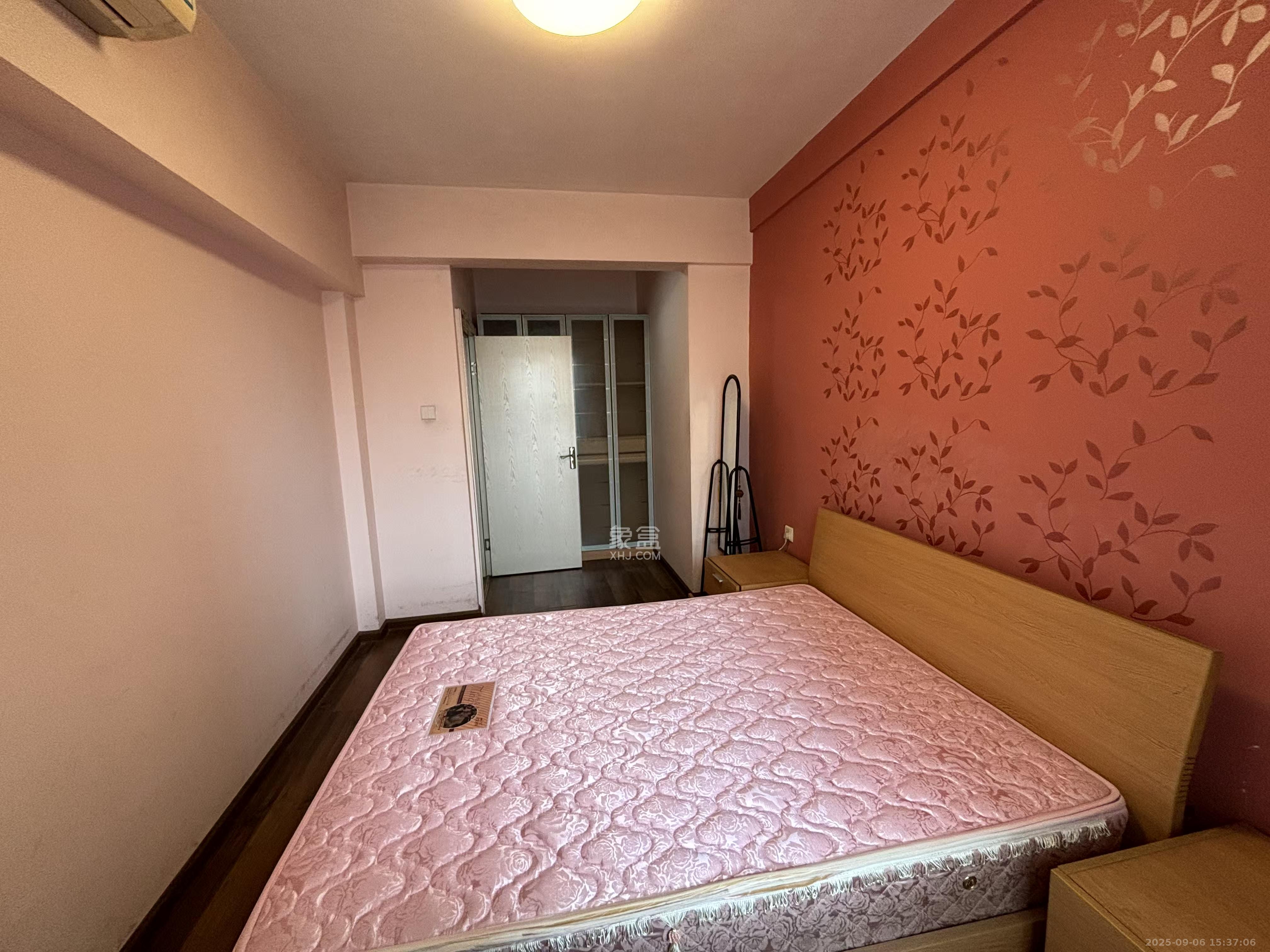 未来蜂巢  3室2厅1卫    1600.0元/月室内图