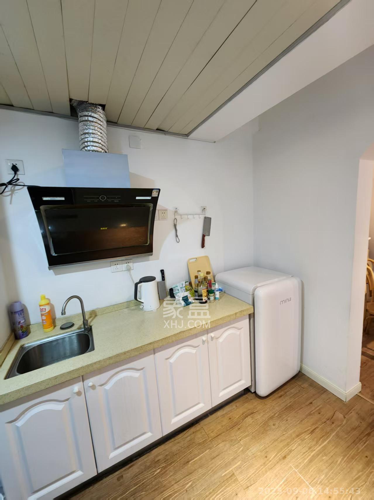 英尚国际 2室2厅1卫 2800.0元/月 英尚国际 2室2厅1卫 2800.0元/月室内图